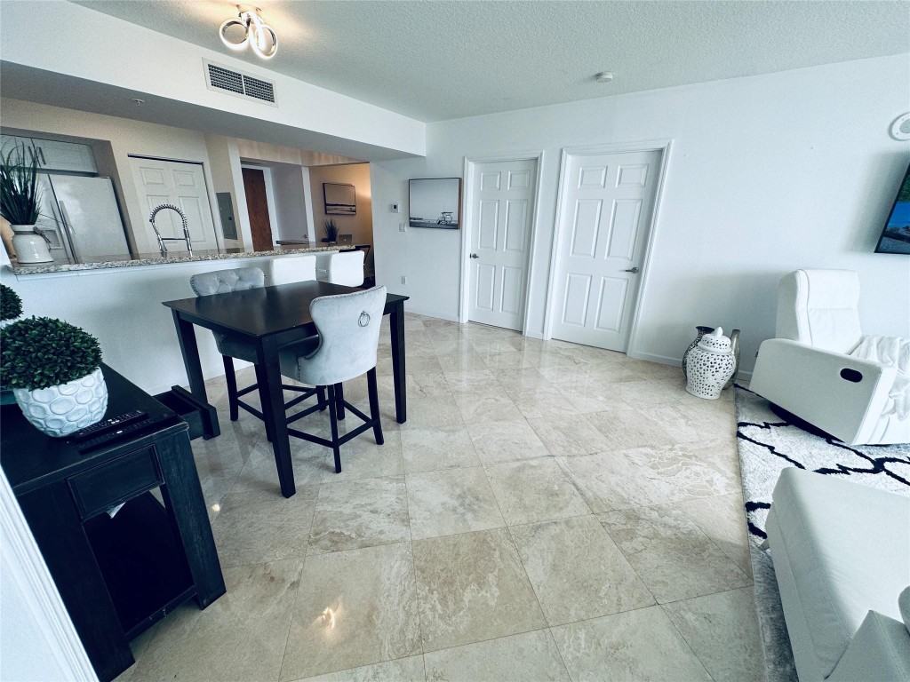 The Vue Beach Club - Residential