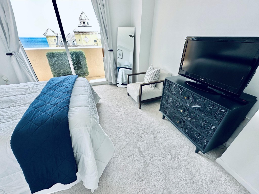 The Vue Beach Club - Residential