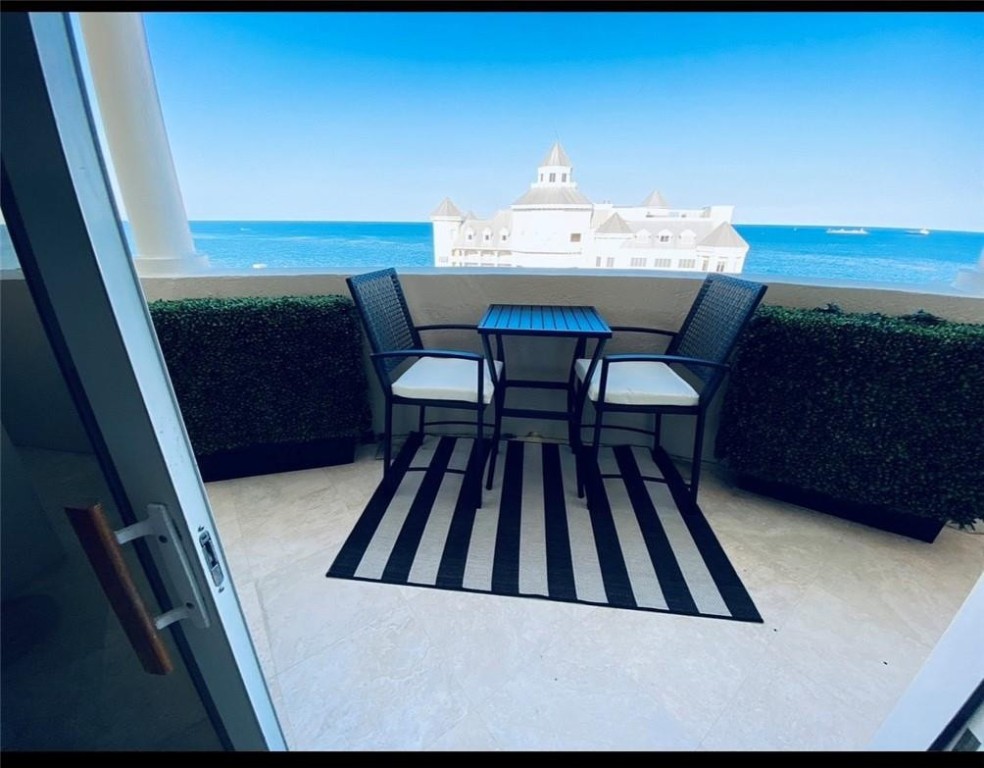 The Vue Beach Club - Residential