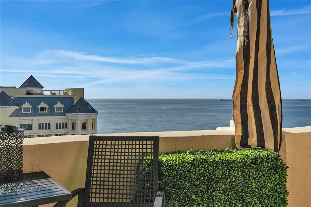 The Vue Beach Club - Residential