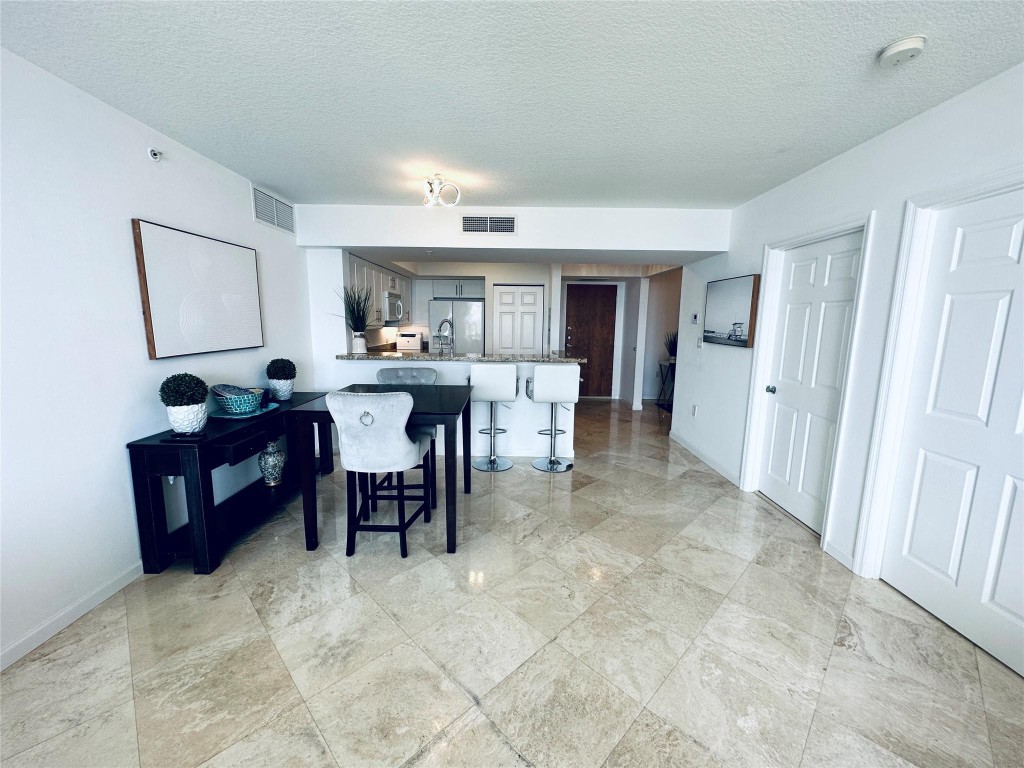 The Vue Beach Club - Residential