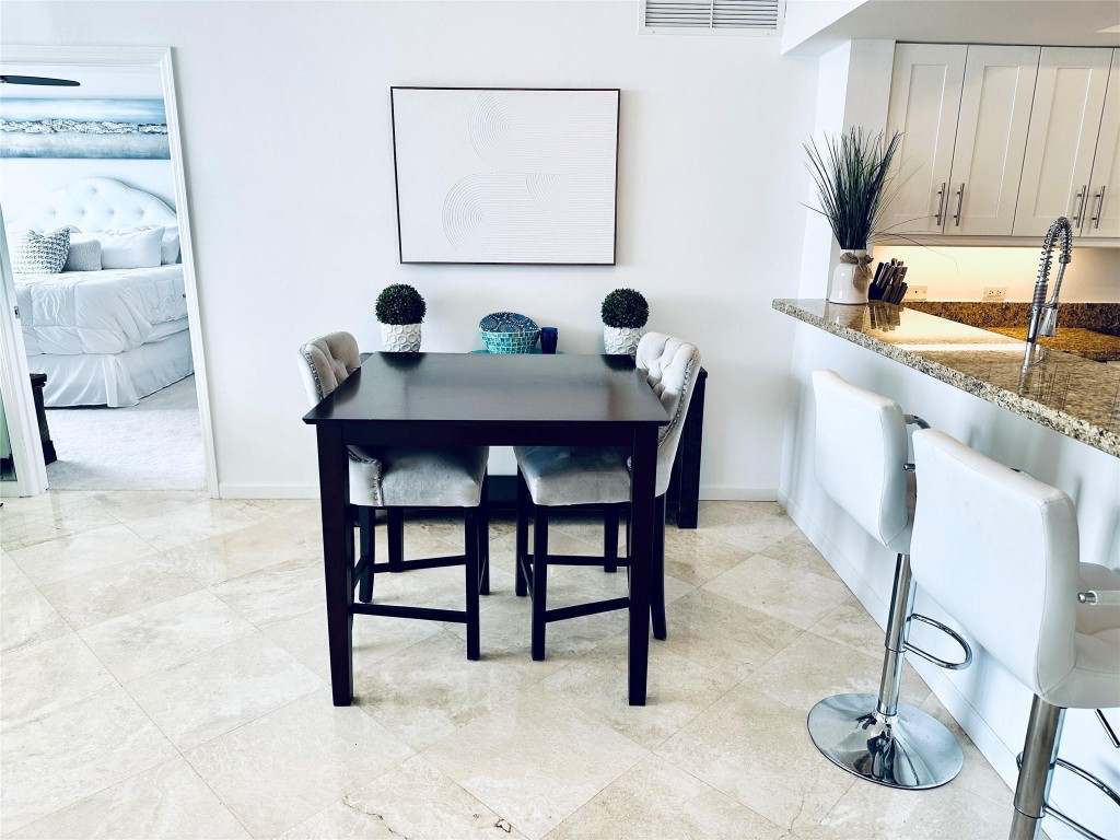 The Vue Beach Club - Residential