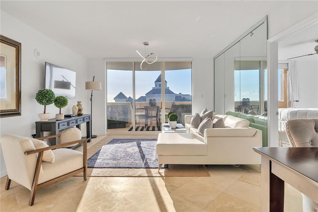 The Vue Beach Club - Residential