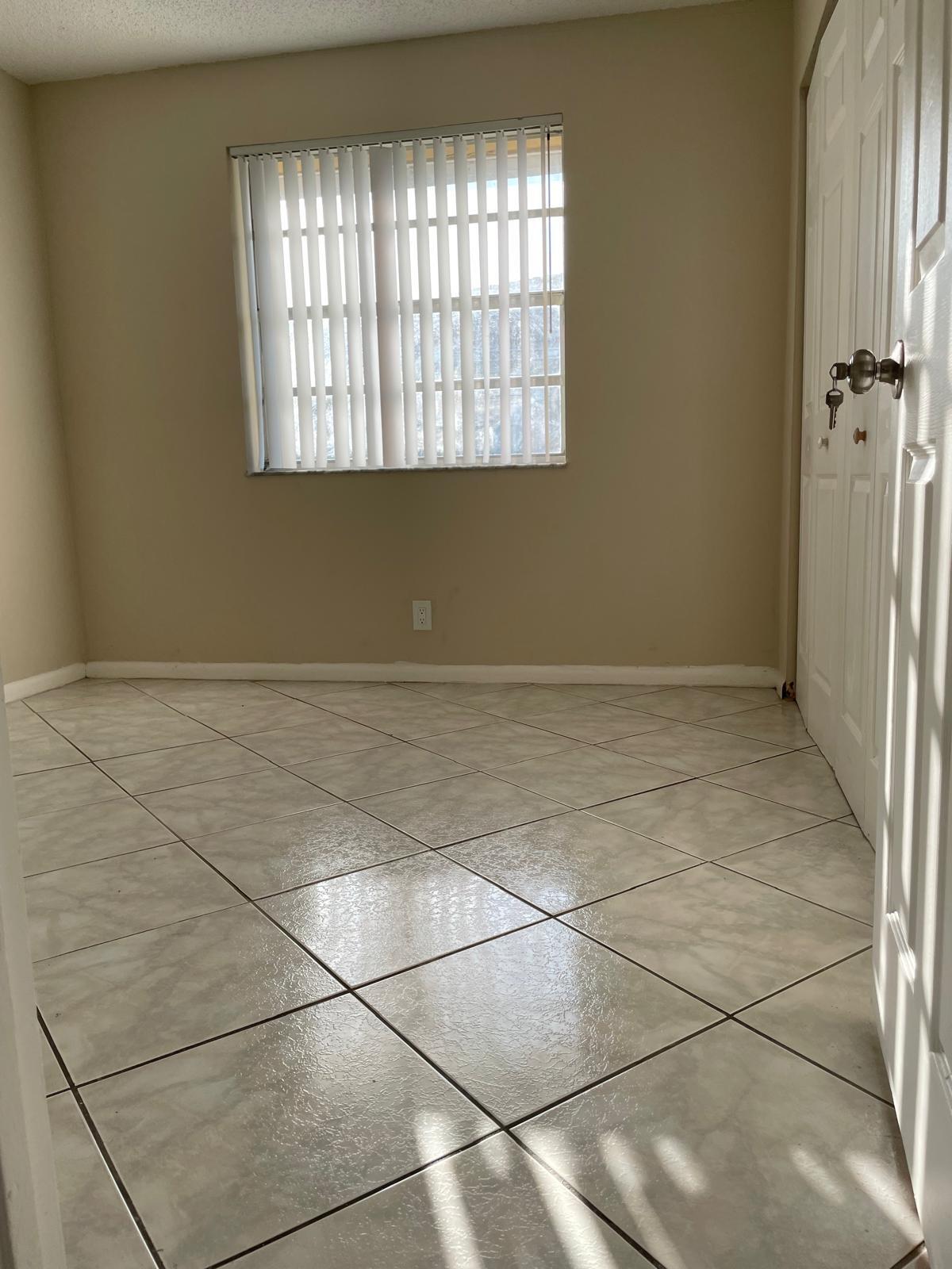 LAKEWOOD VILLAGE - Residential Lease