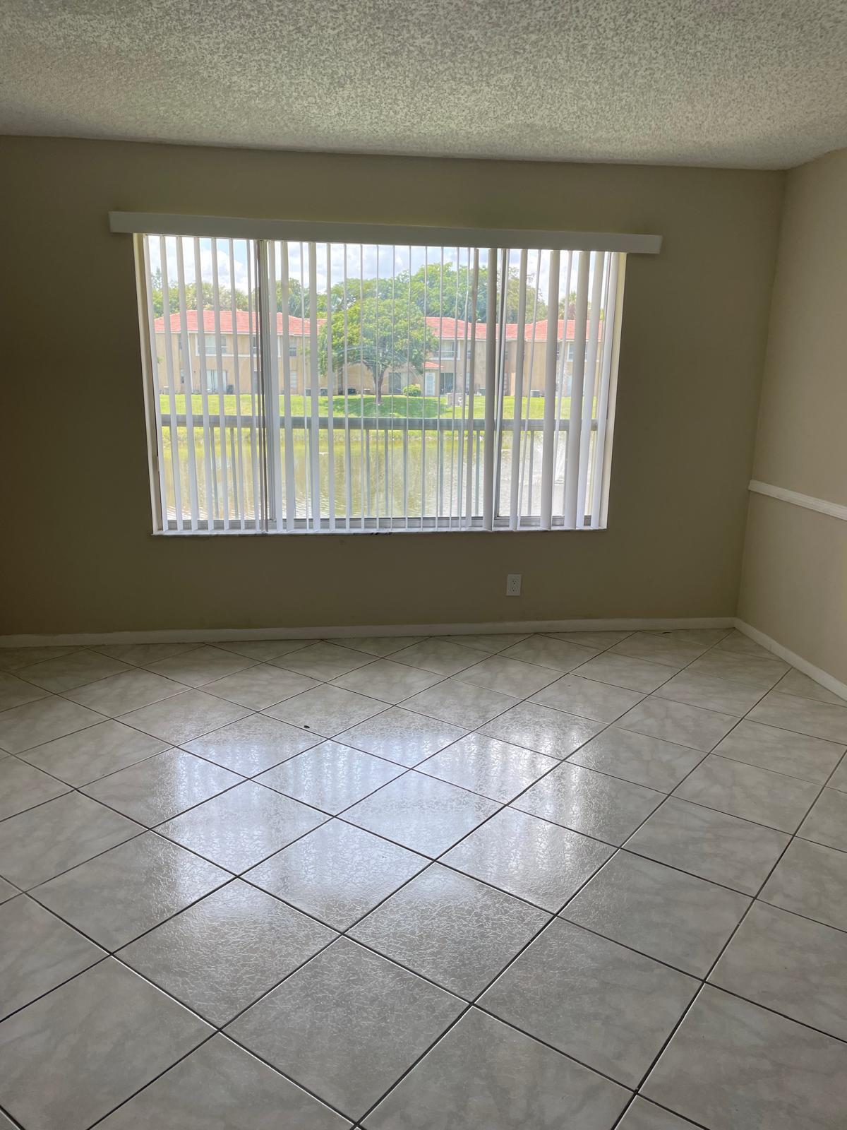 LAKEWOOD VILLAGE - Residential Lease