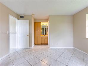 LAKEWOOD VILLAGE - Residential Lease