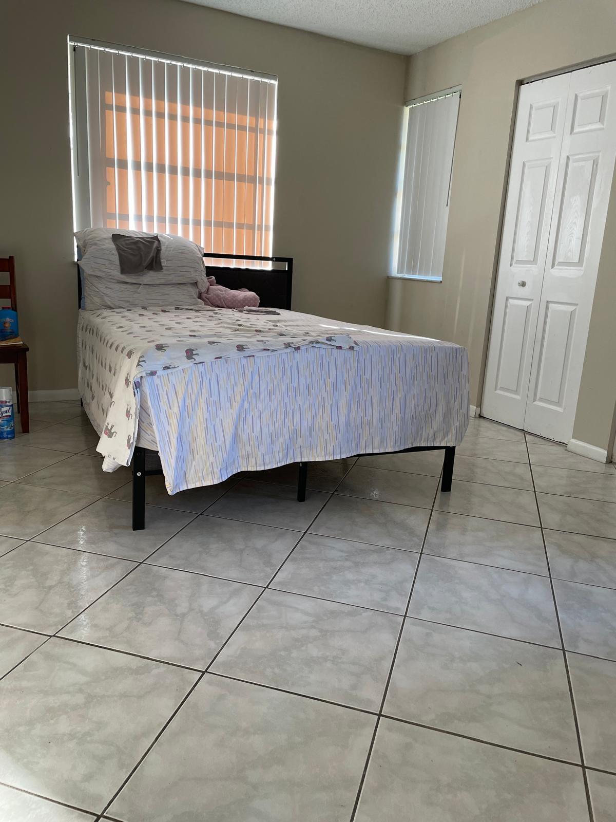 LAKEWOOD VILLAGE - Residential Lease