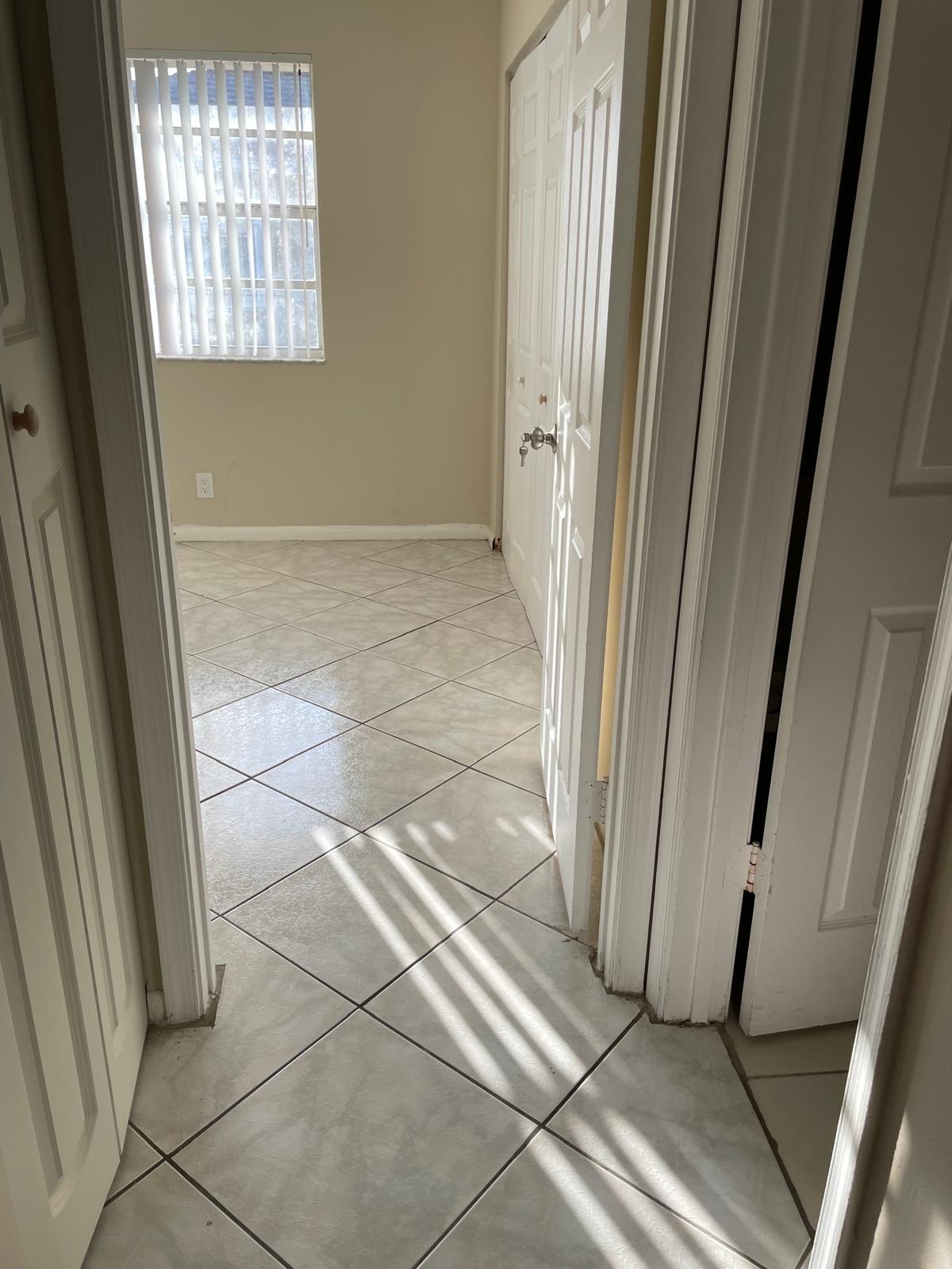 LAKEWOOD VILLAGE - Residential Lease