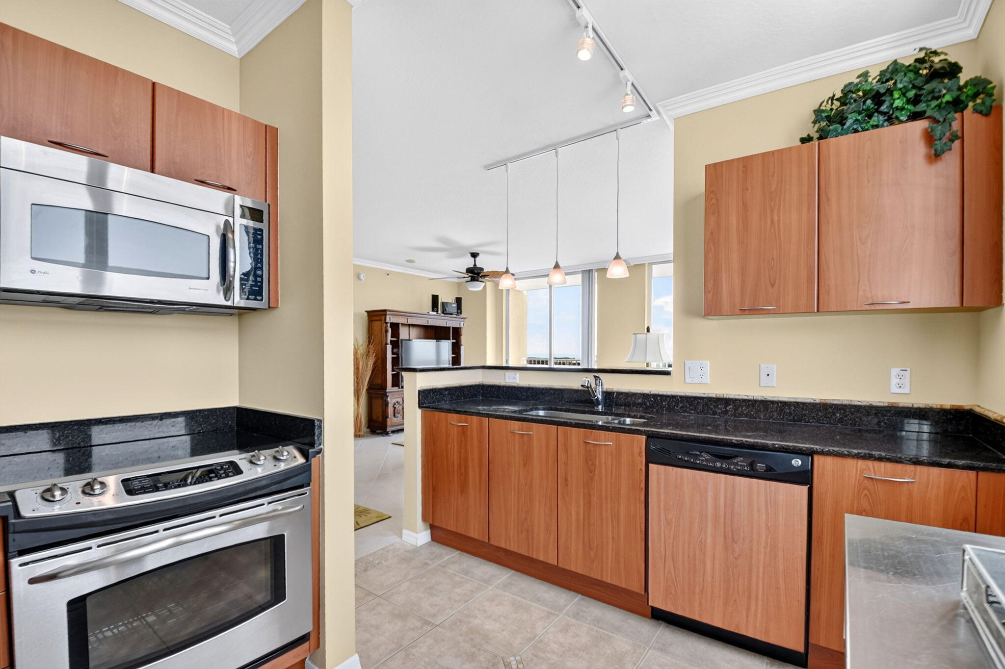 MARINA VILLAGE AT BOYNTON BEACH CONDO - Residential