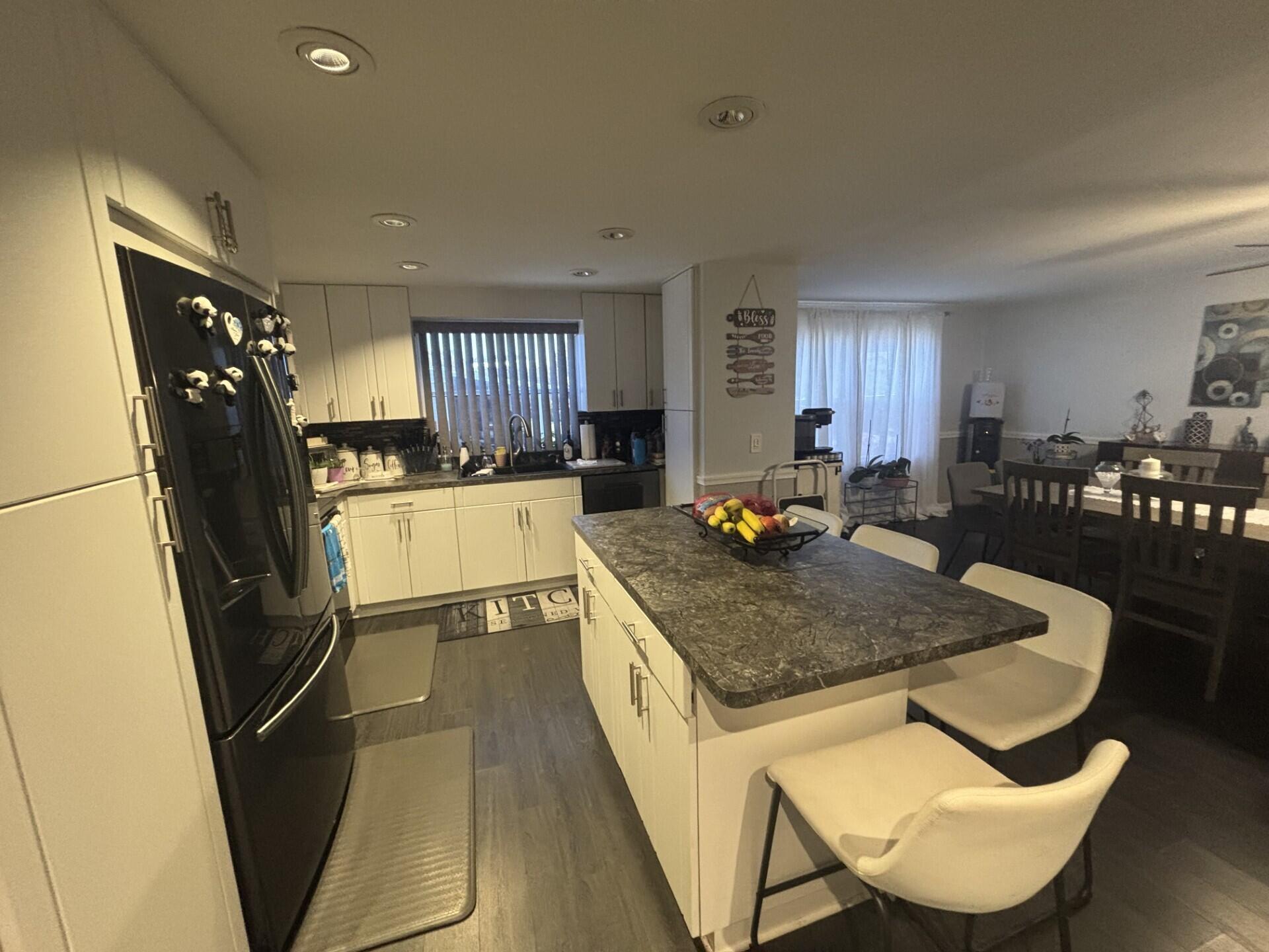 DEERFIELD LAKE - Residential
