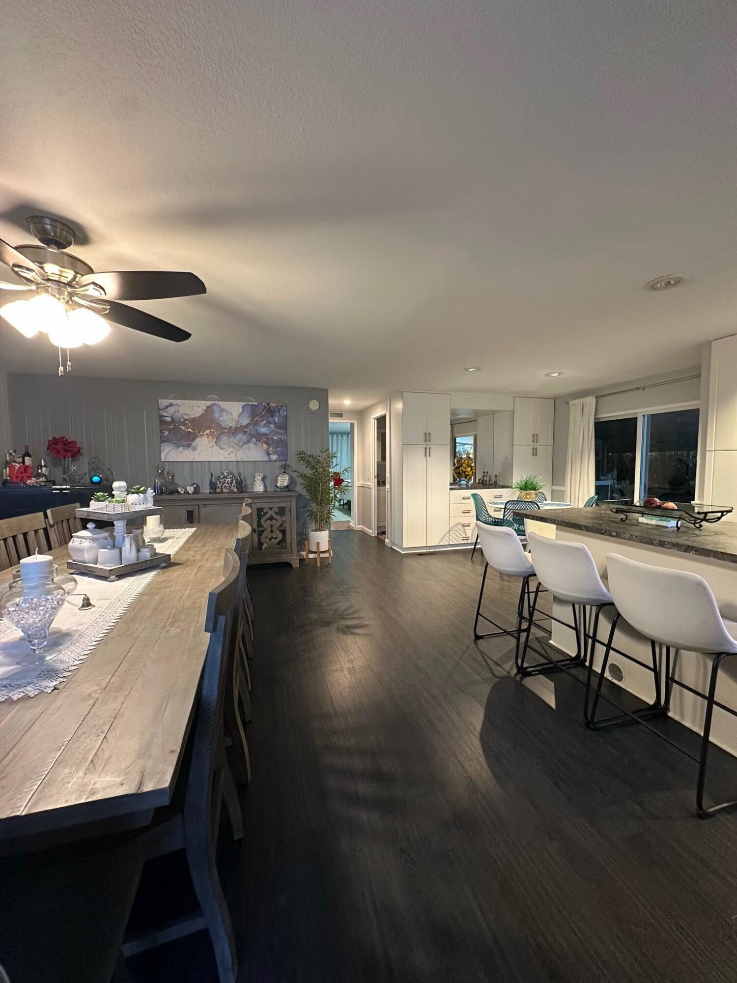 DEERFIELD LAKE - Residential