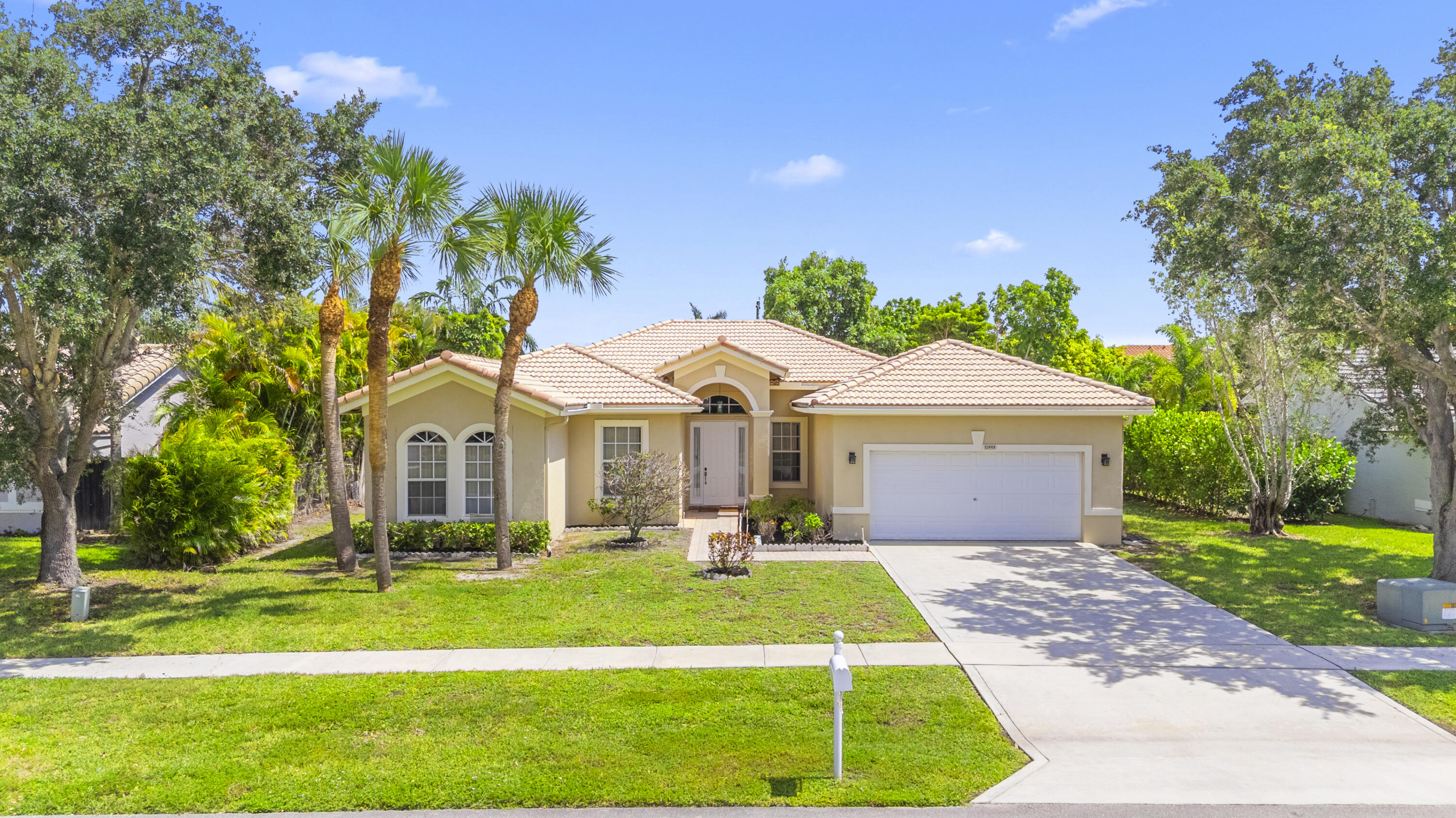 WHITEHORSE ESTATES - Residential