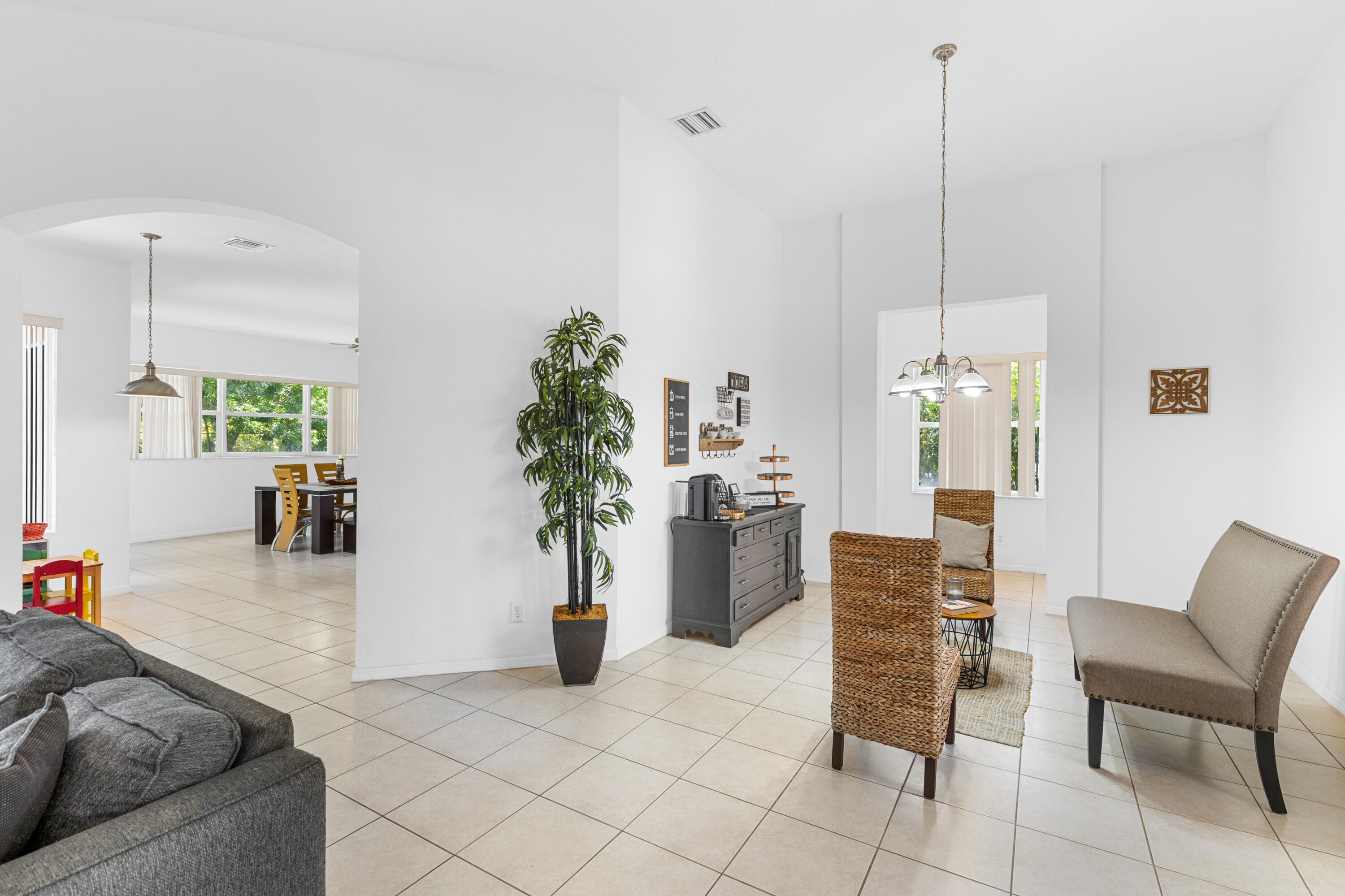WHITEHORSE ESTATES - Residential