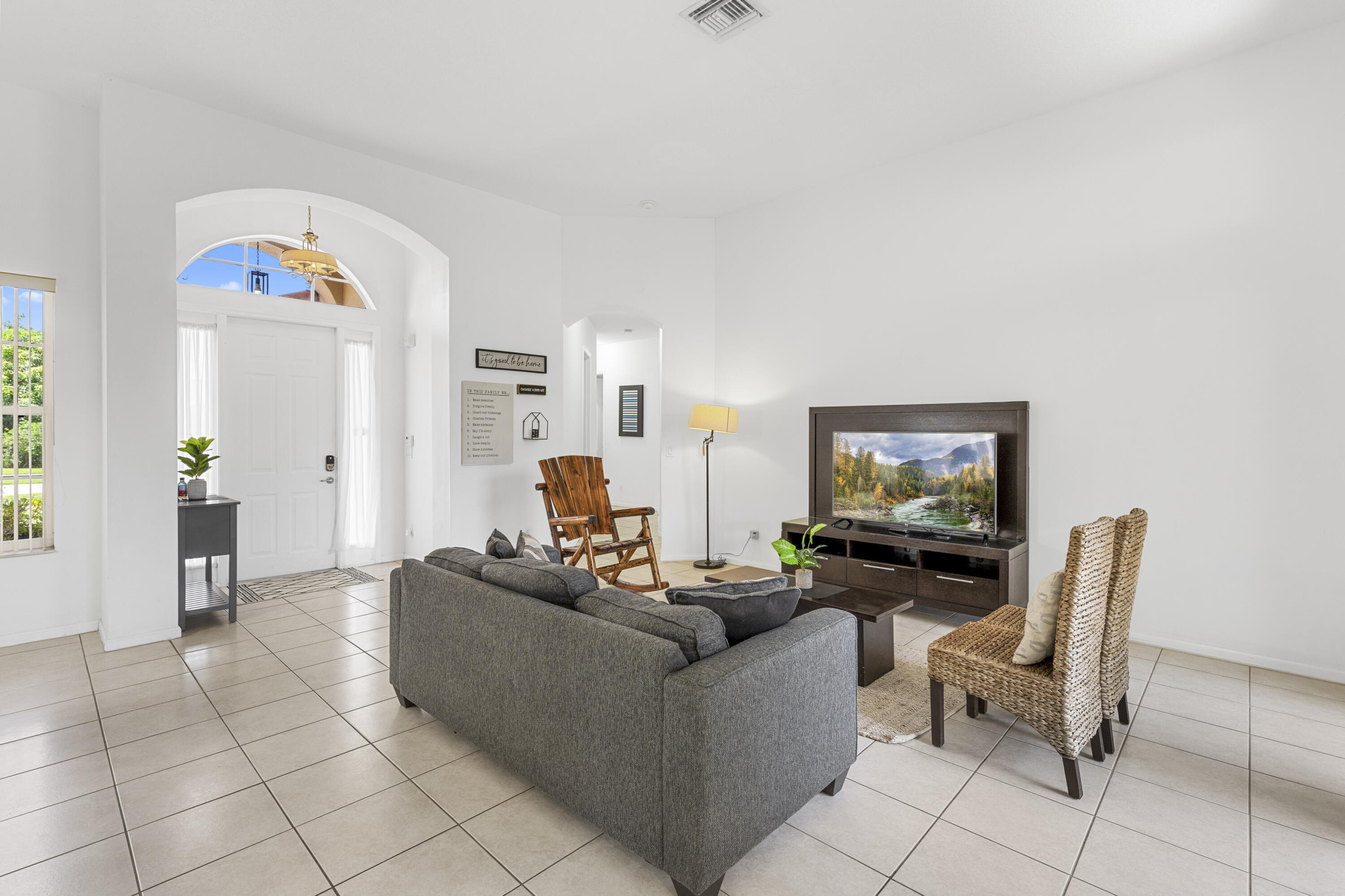 WHITEHORSE ESTATES - Residential
