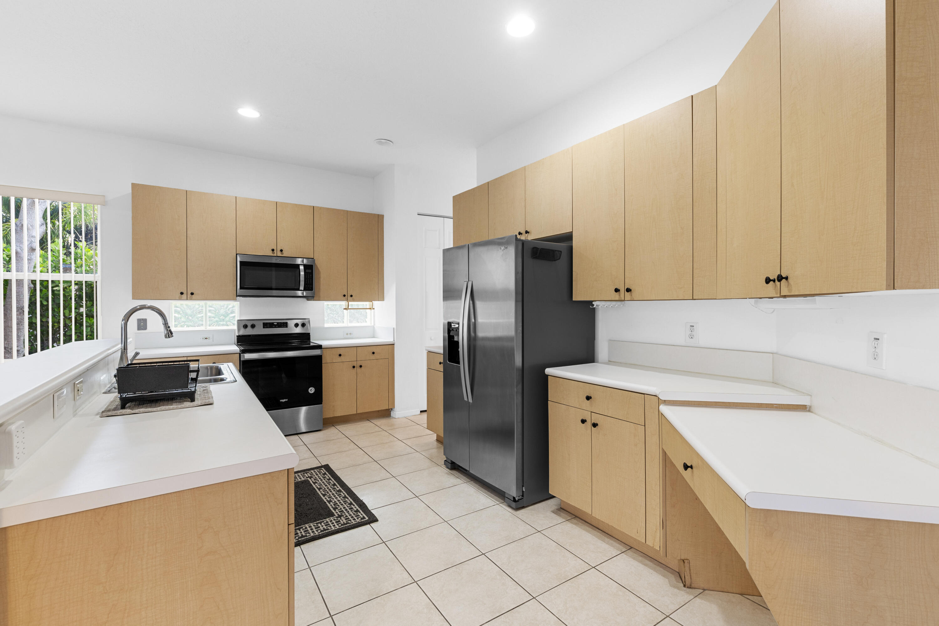 WHITEHORSE ESTATES - Residential