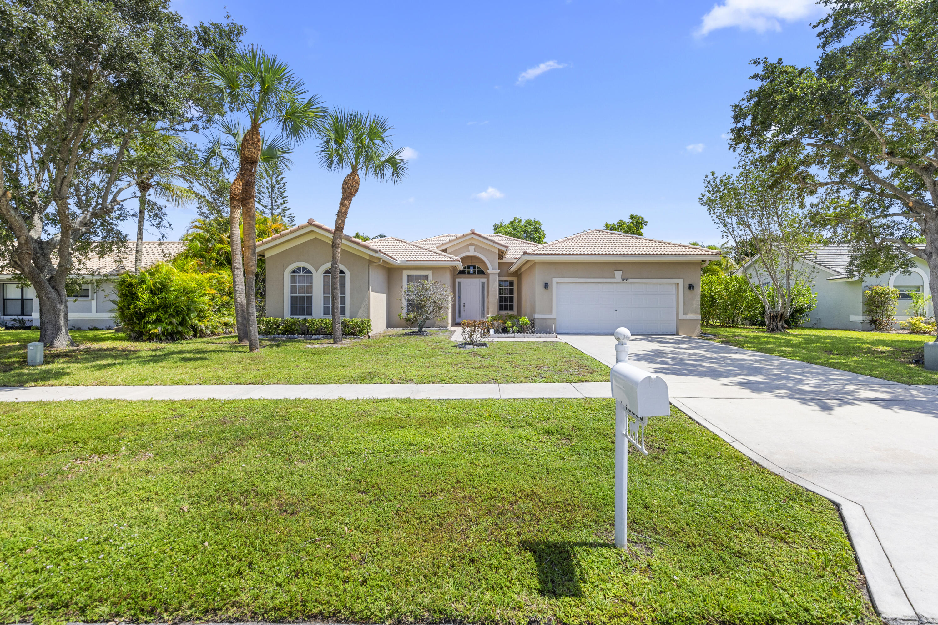 WHITEHORSE ESTATES - Residential