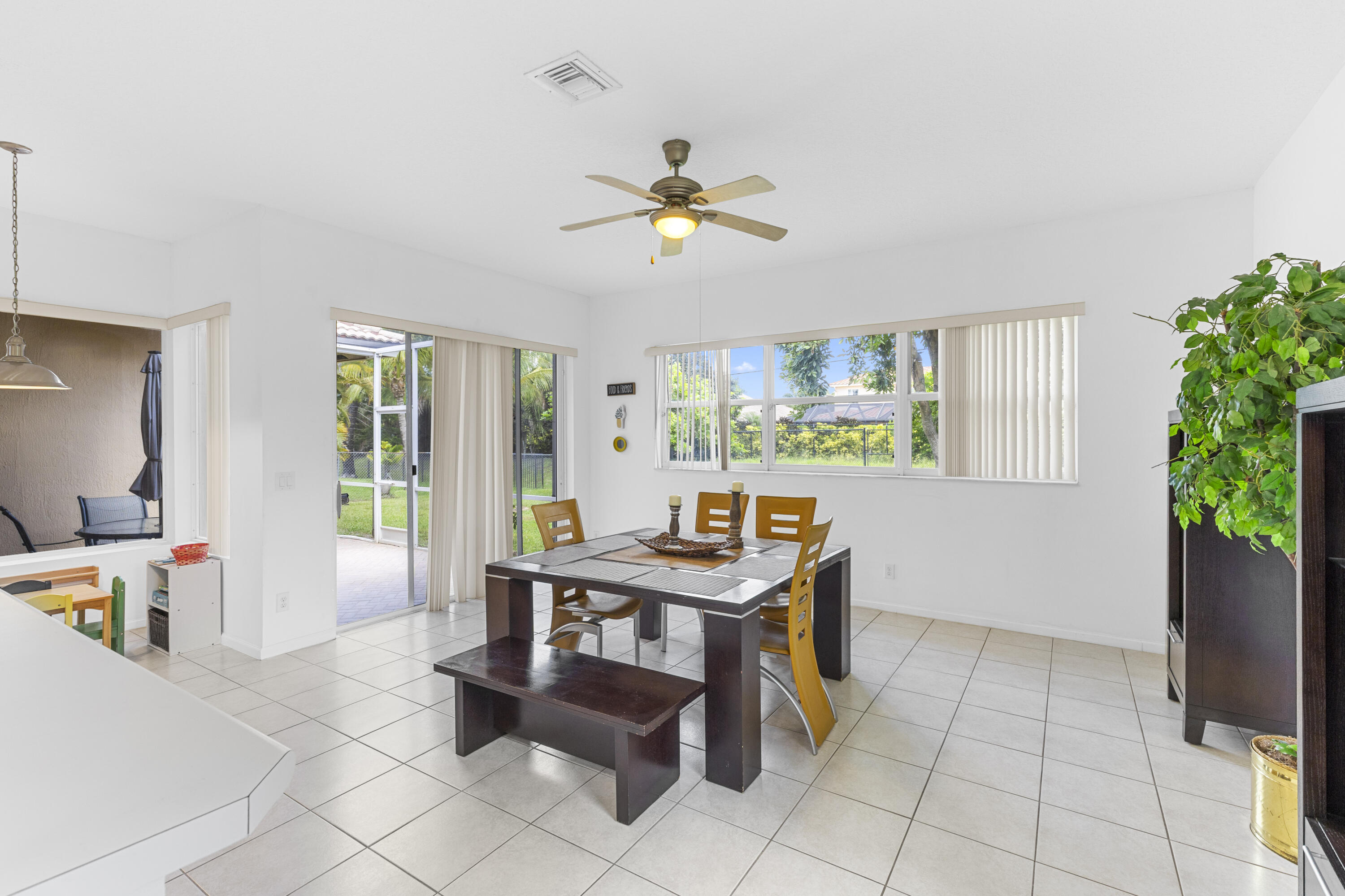 WHITEHORSE ESTATES - Residential