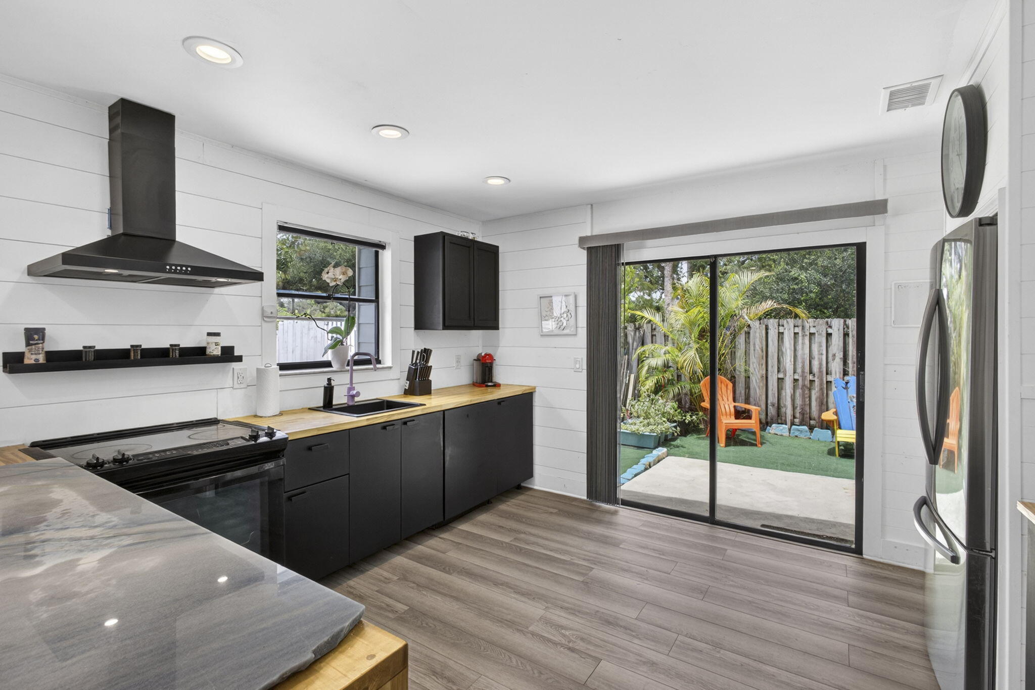 TREE TOPS OF WELLINGTON - Residential