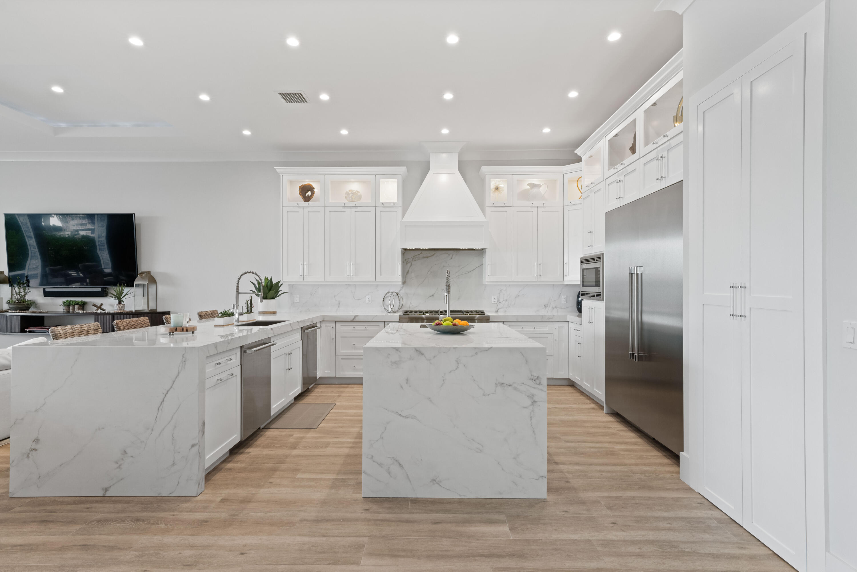 LANTANA POINT - Residential