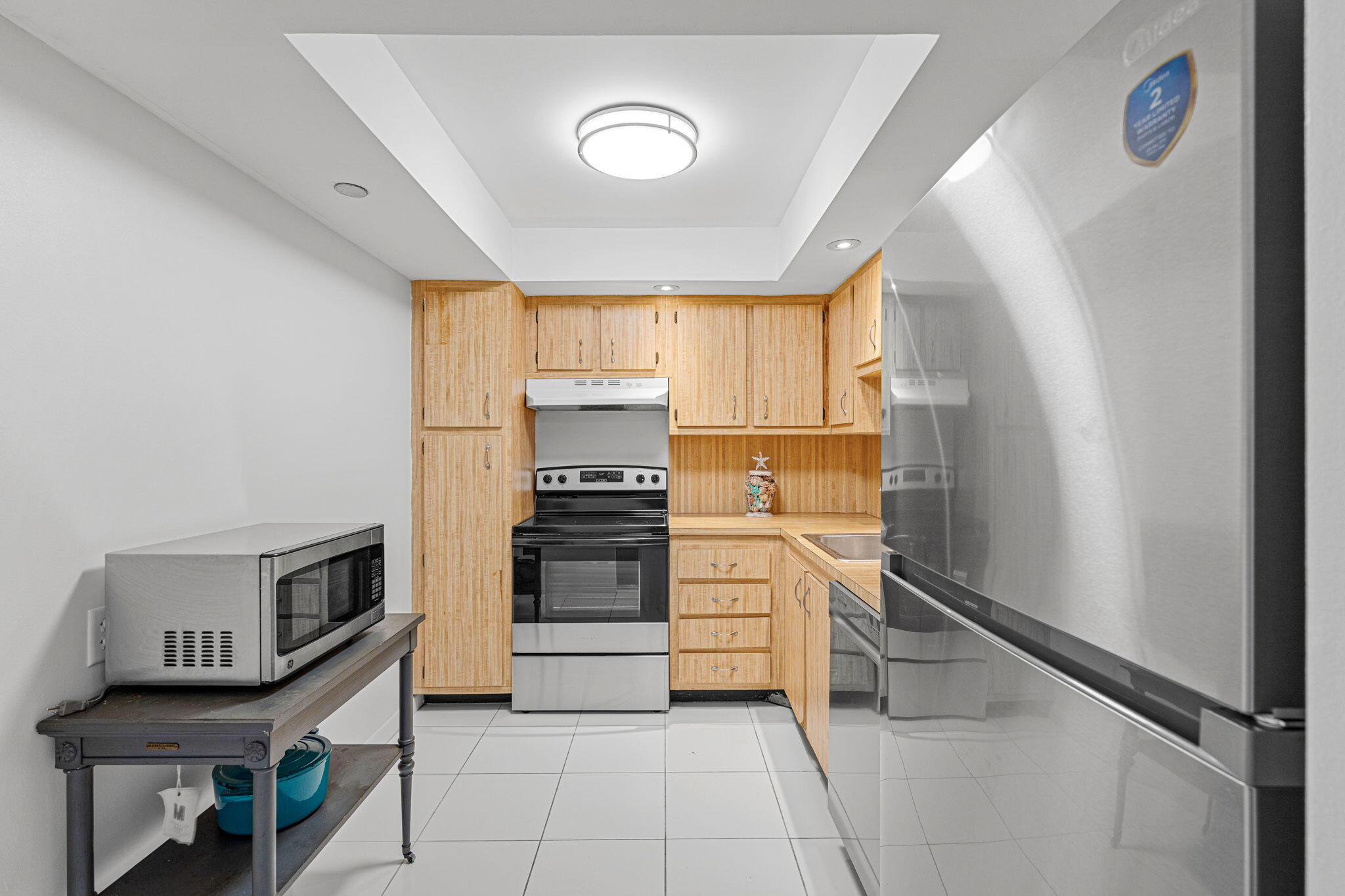 PARK PLACE CONDOMINIUM NO SIX - Residential