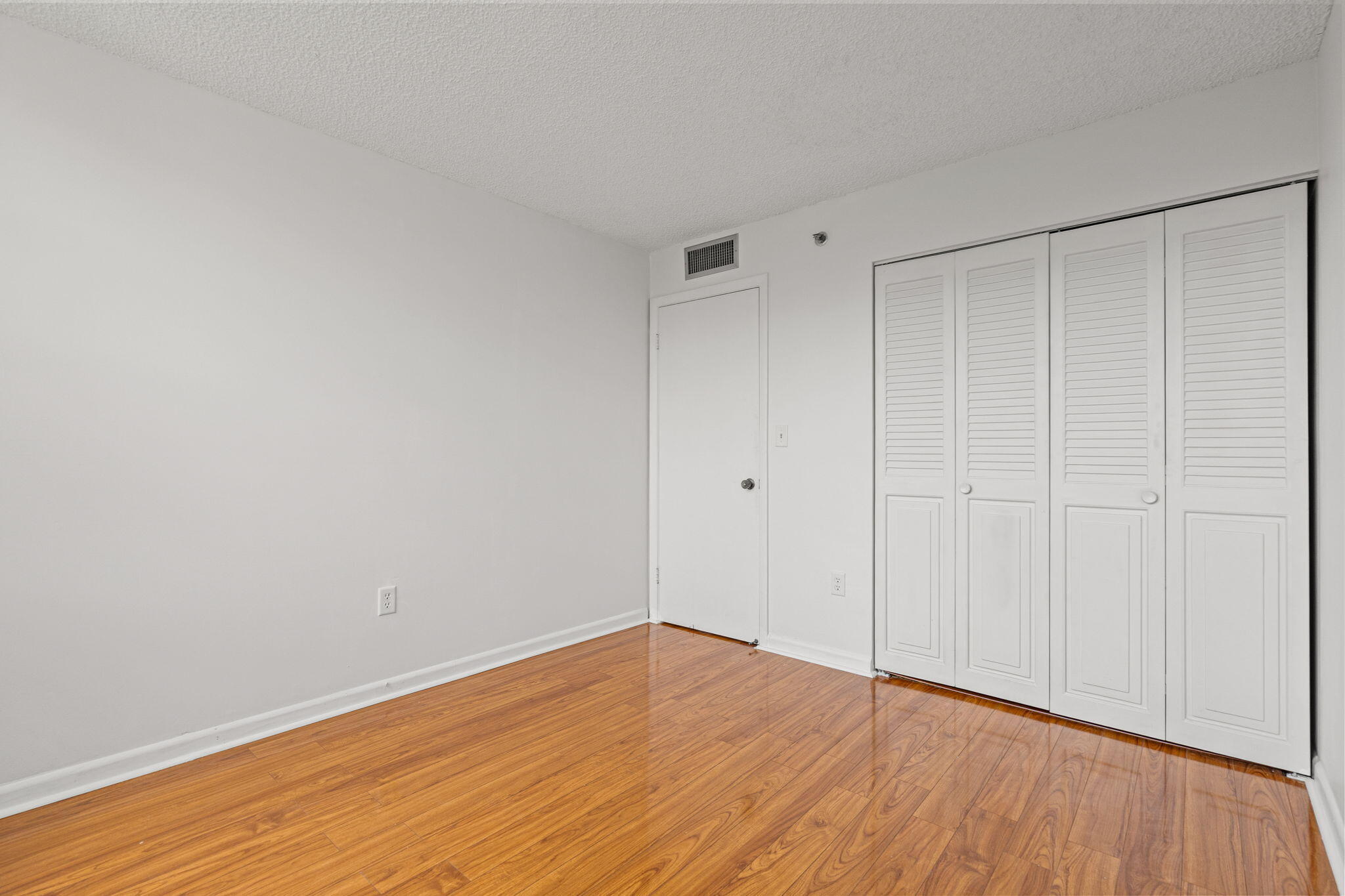 PARK PLACE CONDOMINIUM NO SIX - Residential