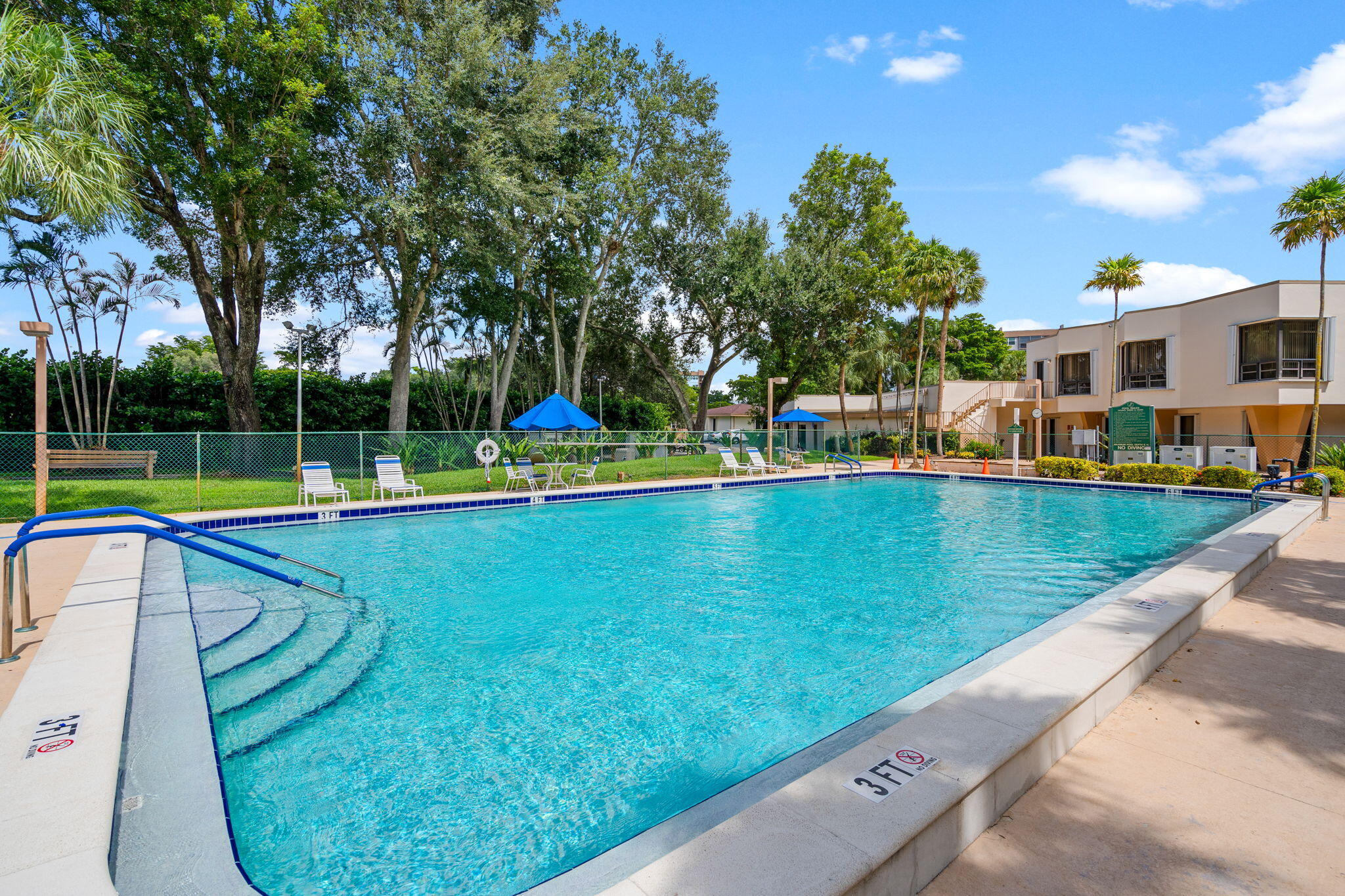 PARK PLACE CONDOMINIUM NO SIX - Residential