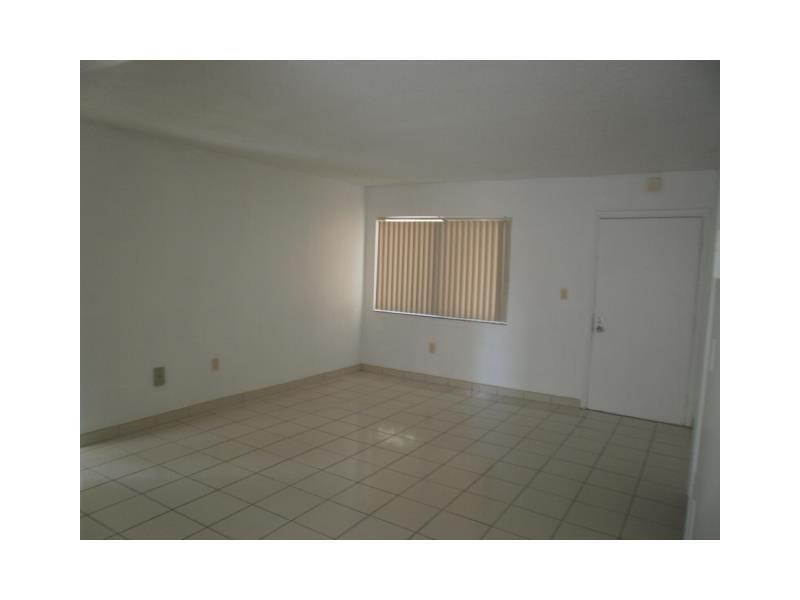 THE HORIZONS CONDO #4 - Residential Lease