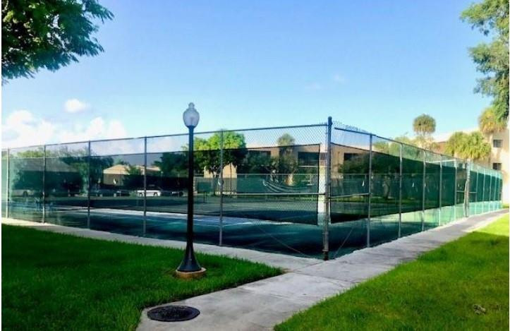 THE HORIZONS CONDO #4 - Residential Lease