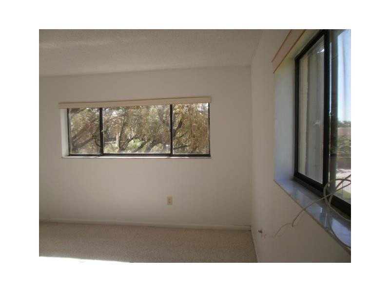 THE HORIZONS CONDO #4 - Residential Lease