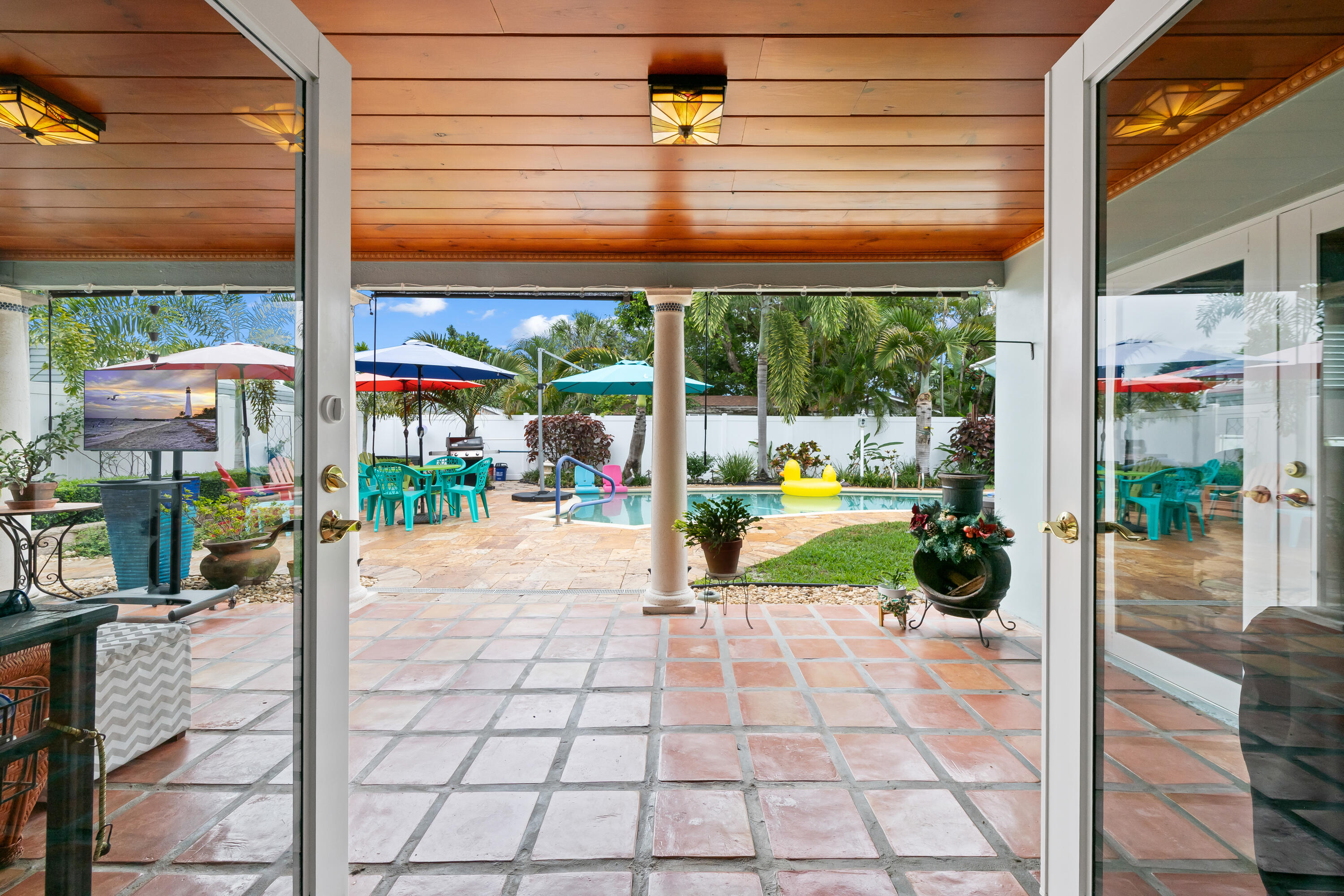 PALM-AIRE VILLAGE SECTION 3 - Residential
