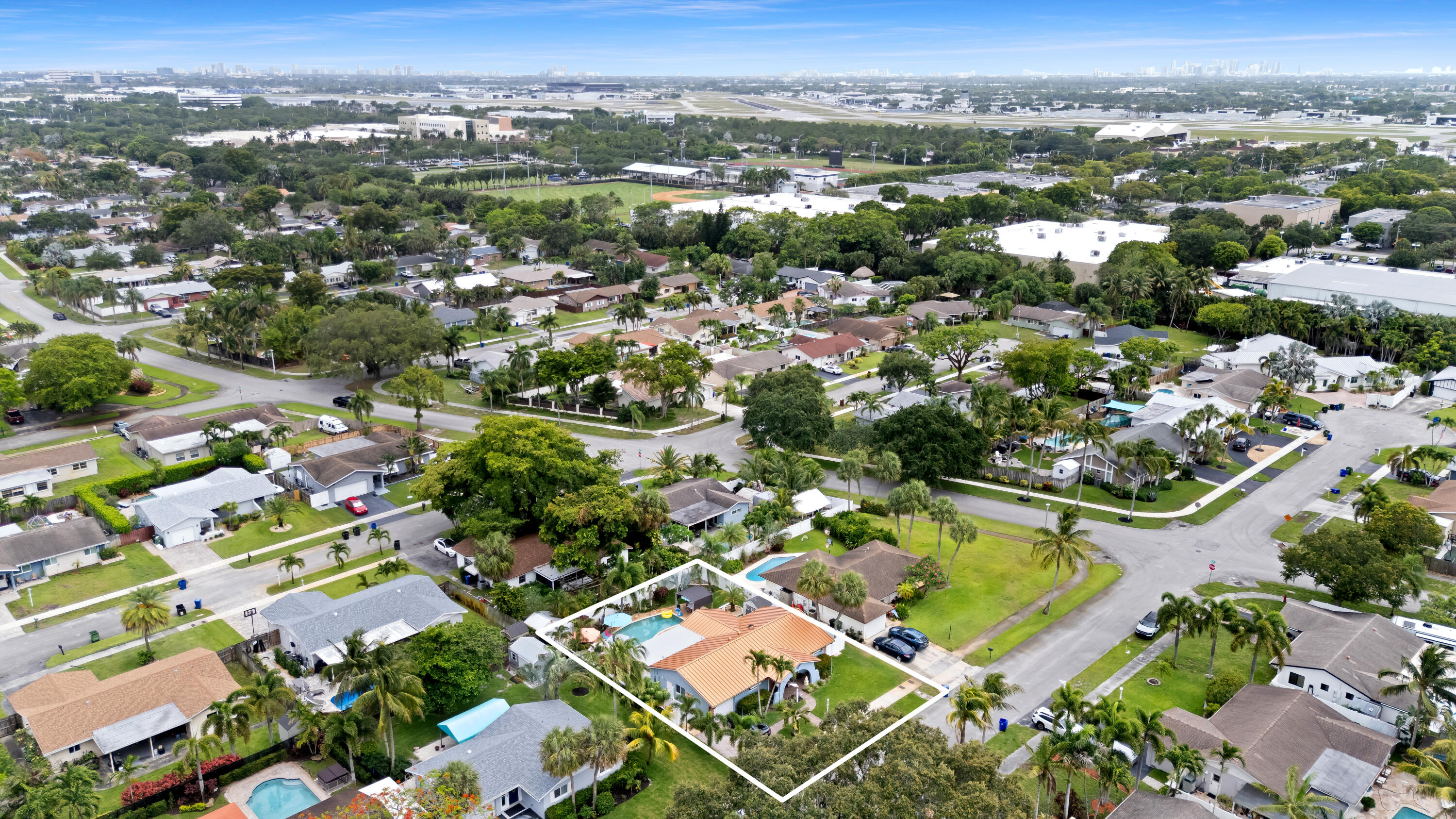 PALM-AIRE VILLAGE SECTION 3 - Residential