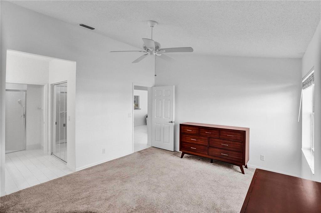Floral Lakes - Residential