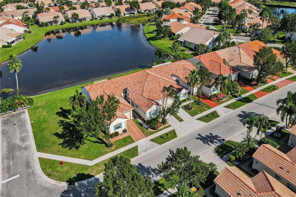 Floral Lakes - Residential