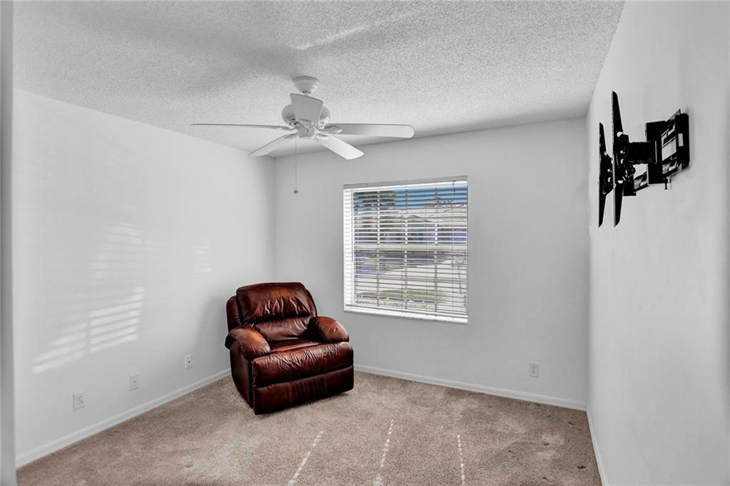 Floral Lakes - Residential