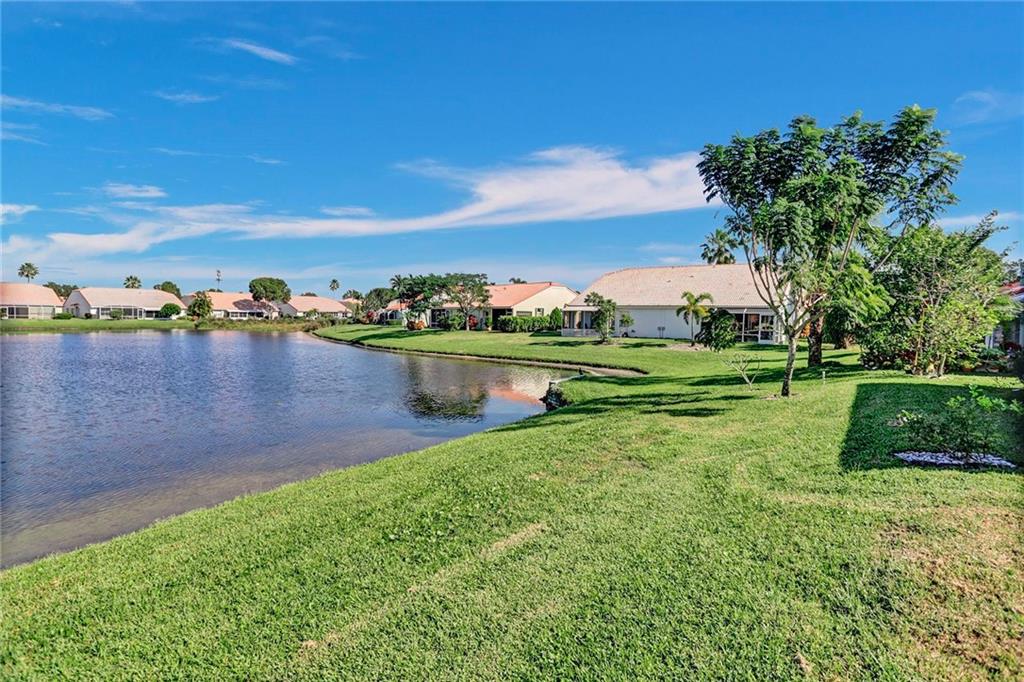 Floral Lakes - Residential