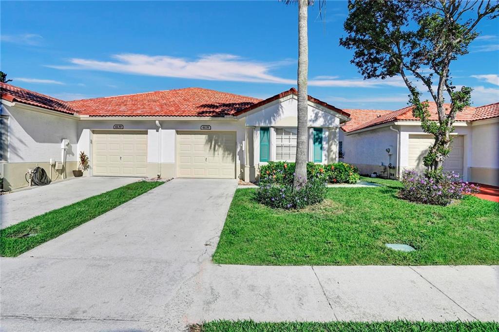 Floral Lakes - Residential