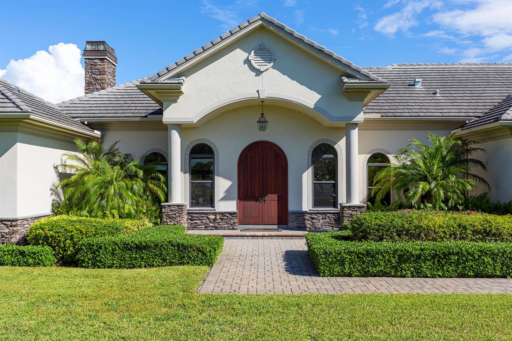 PALM BEACH POINT - Residential