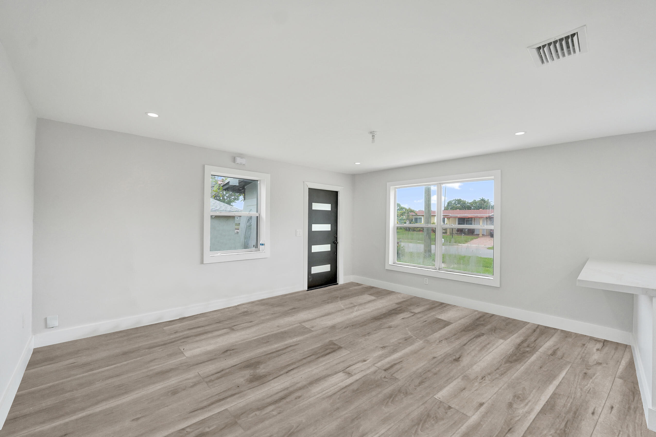 PLAYLAND VILLAGE SEC 3 - Residential Lease
