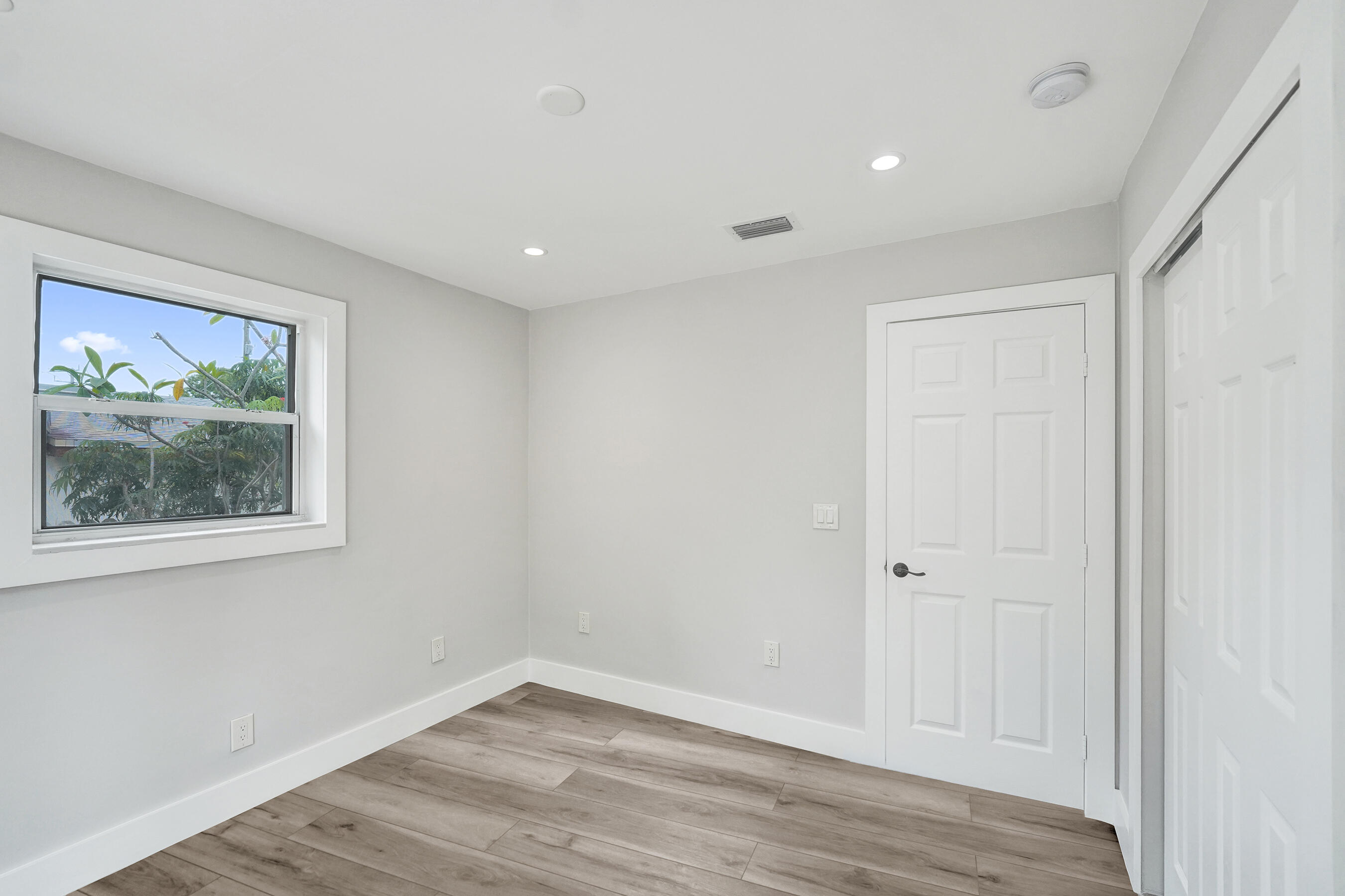 PLAYLAND VILLAGE SEC 3 - Residential Lease