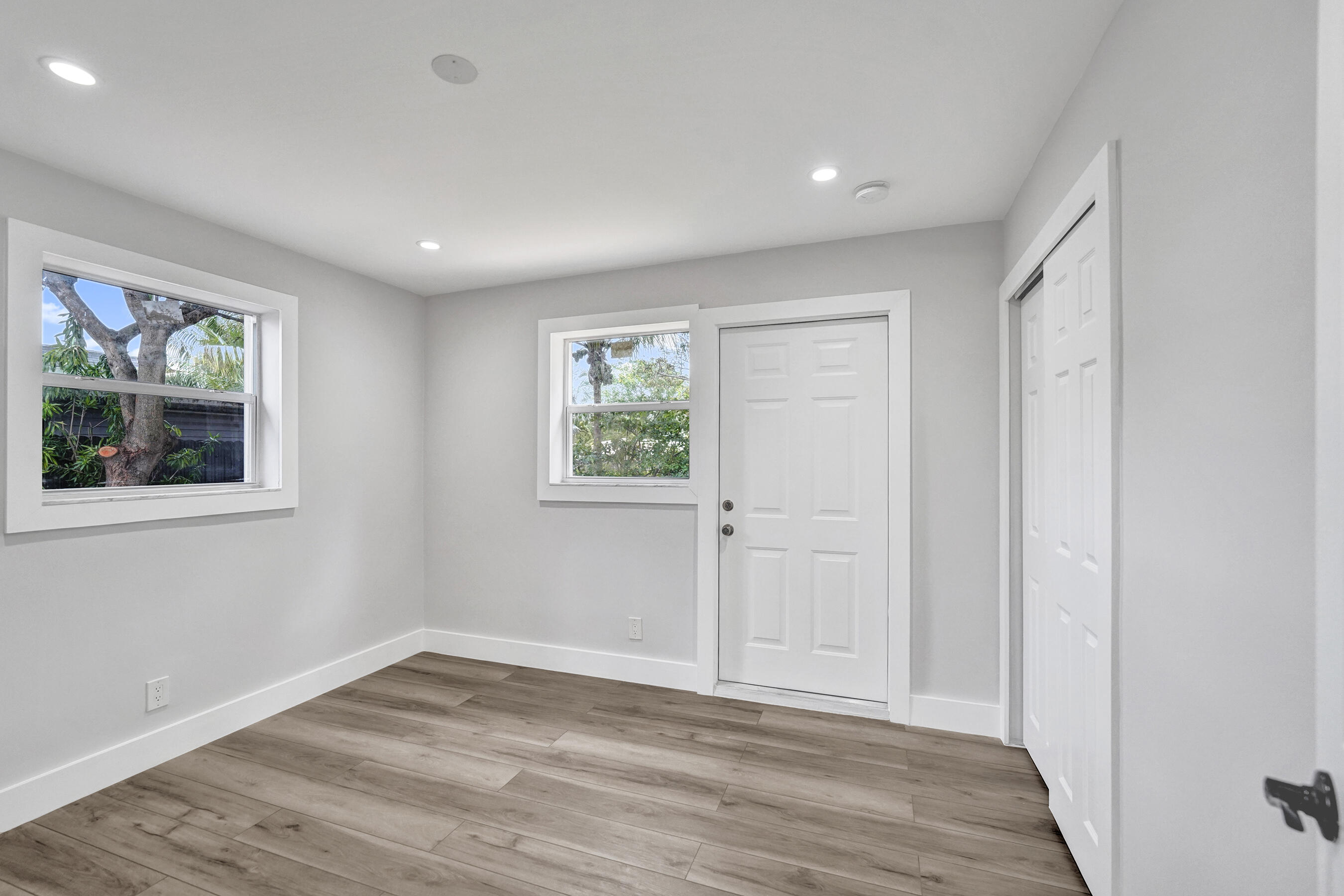 PLAYLAND VILLAGE SEC 3 - Residential Lease