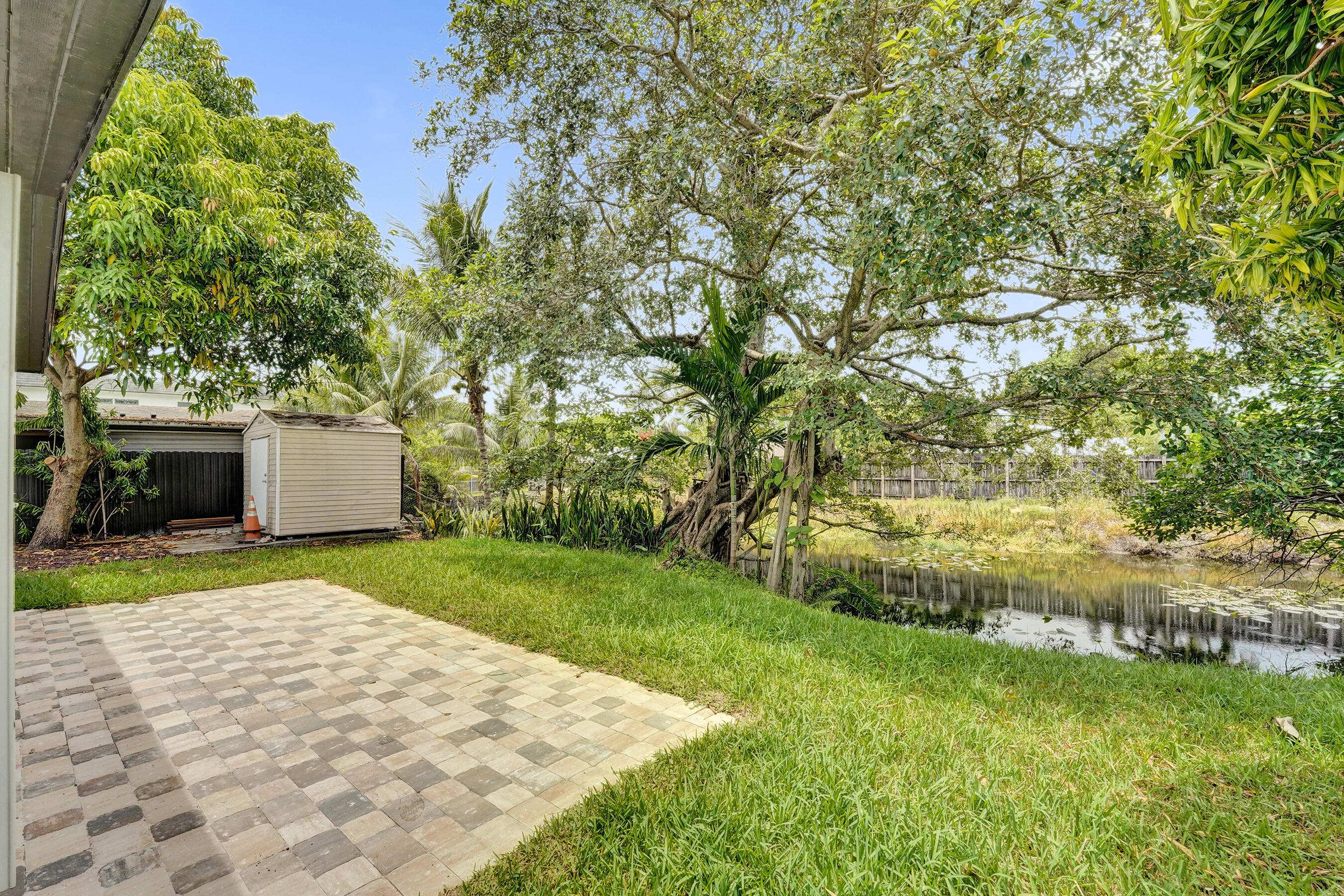 PLAYLAND VILLAGE SEC 3 - Residential Lease