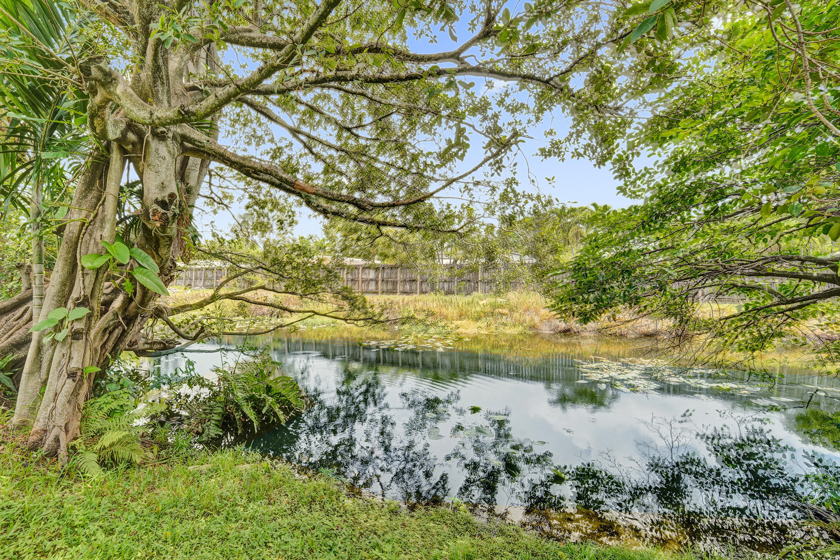 PLAYLAND VILLAGE SEC 3 - Residential Lease