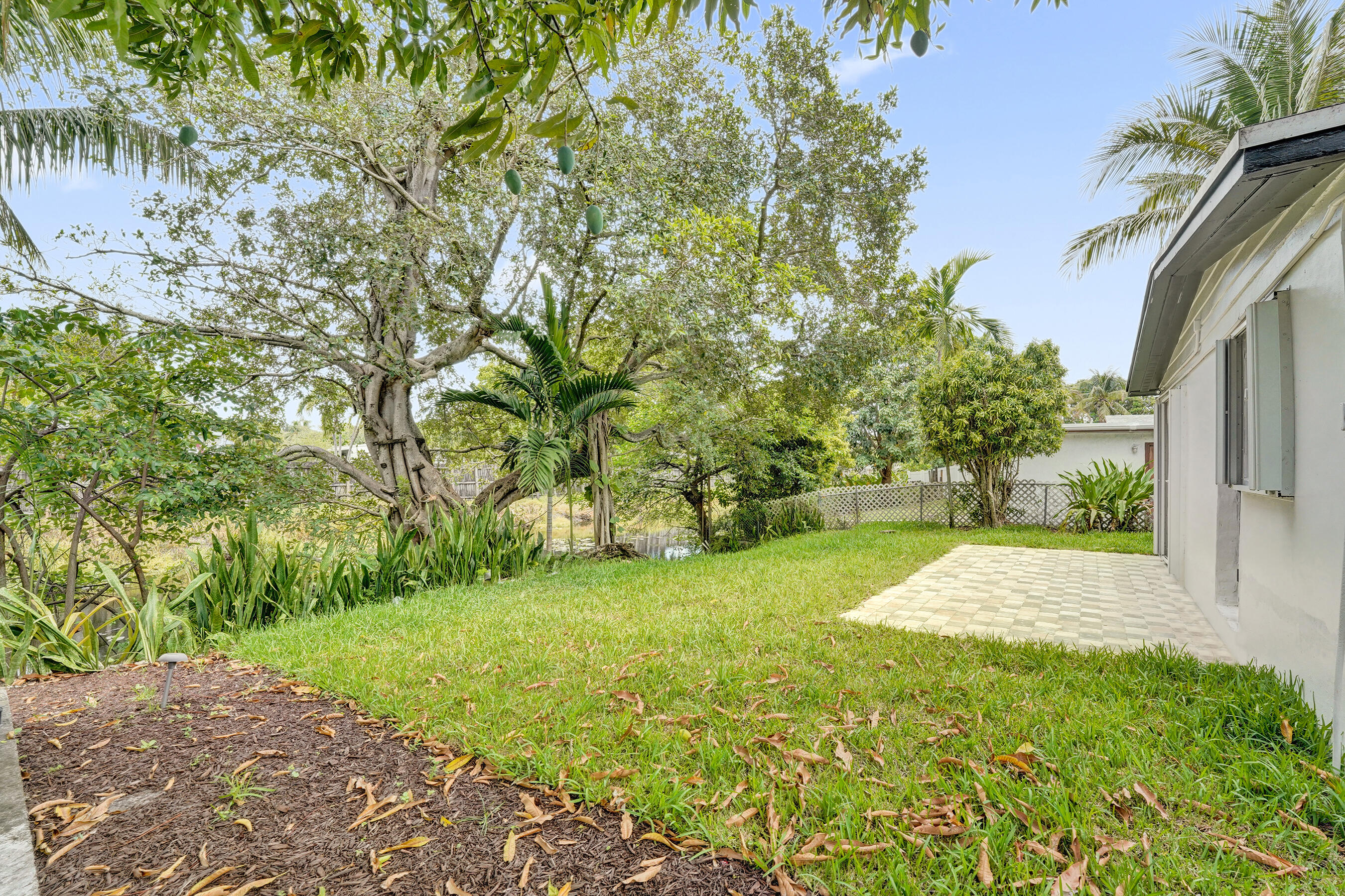 PLAYLAND VILLAGE SEC 3 - Residential Lease
