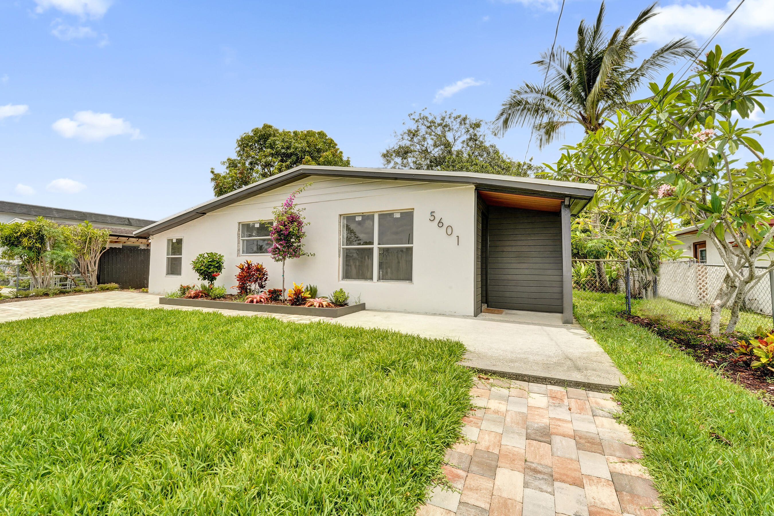 PLAYLAND VILLAGE SEC 3 - Residential Lease