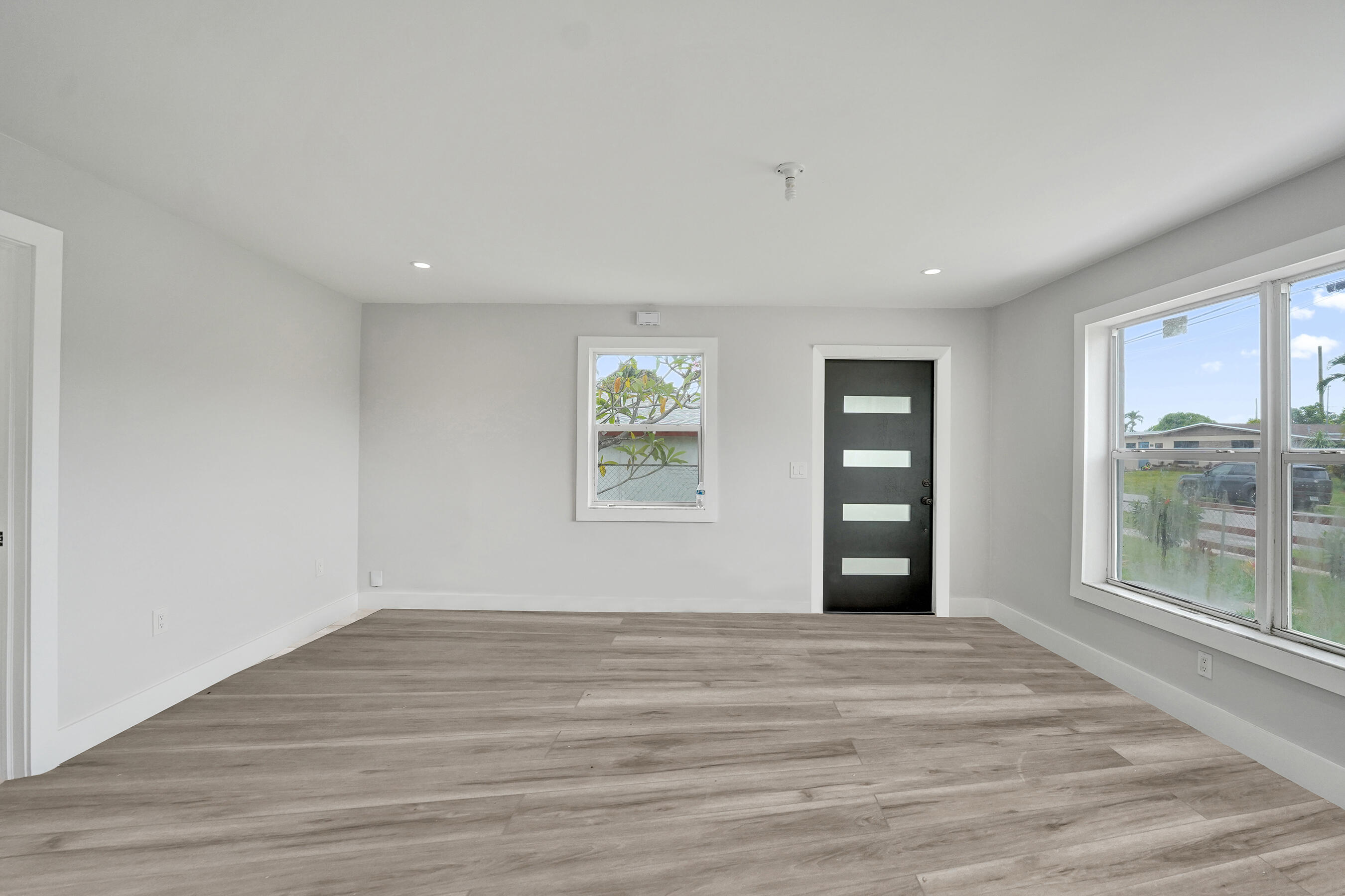 PLAYLAND VILLAGE SEC 3 - Residential Lease