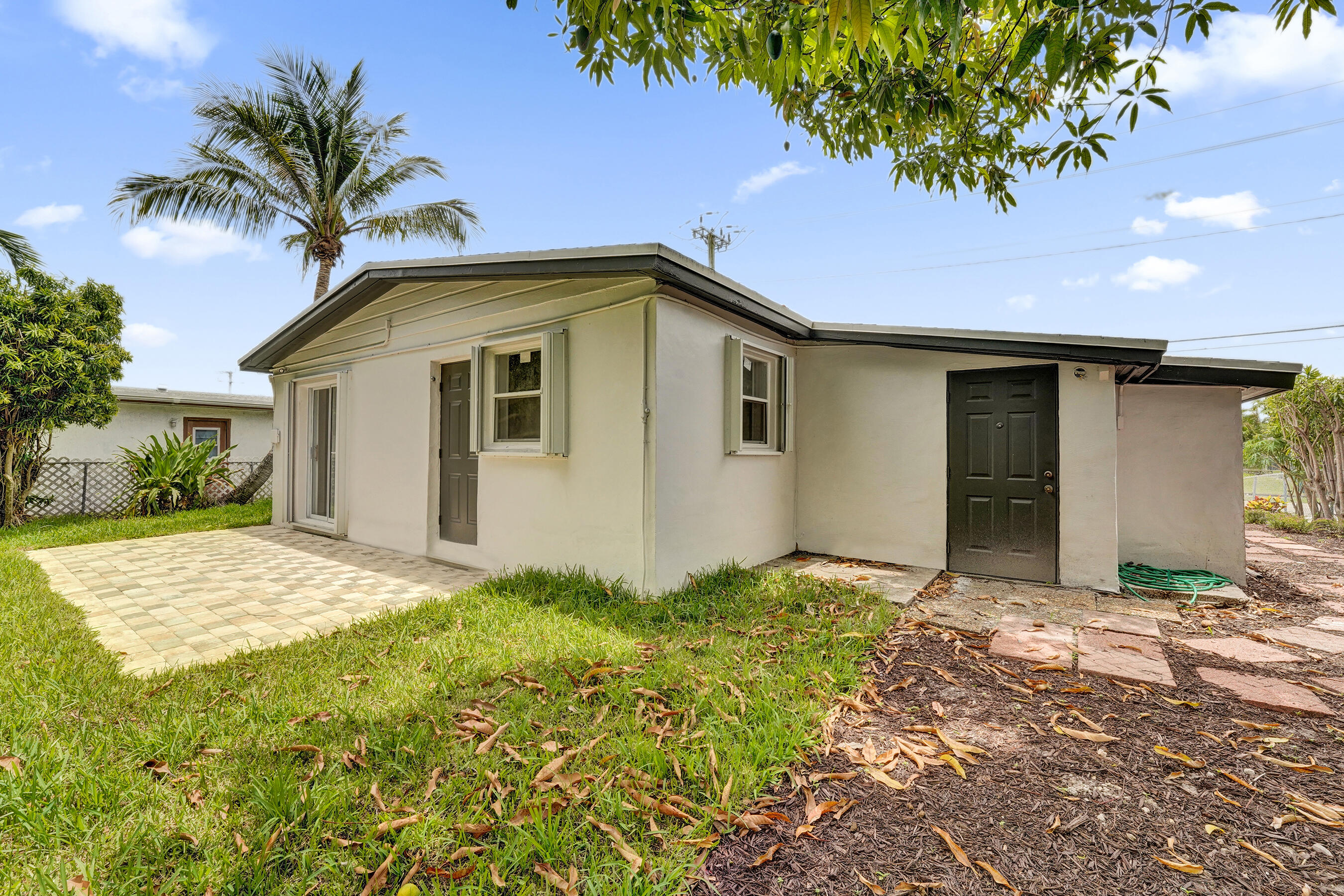 PLAYLAND VILLAGE SEC 3 - Residential Lease