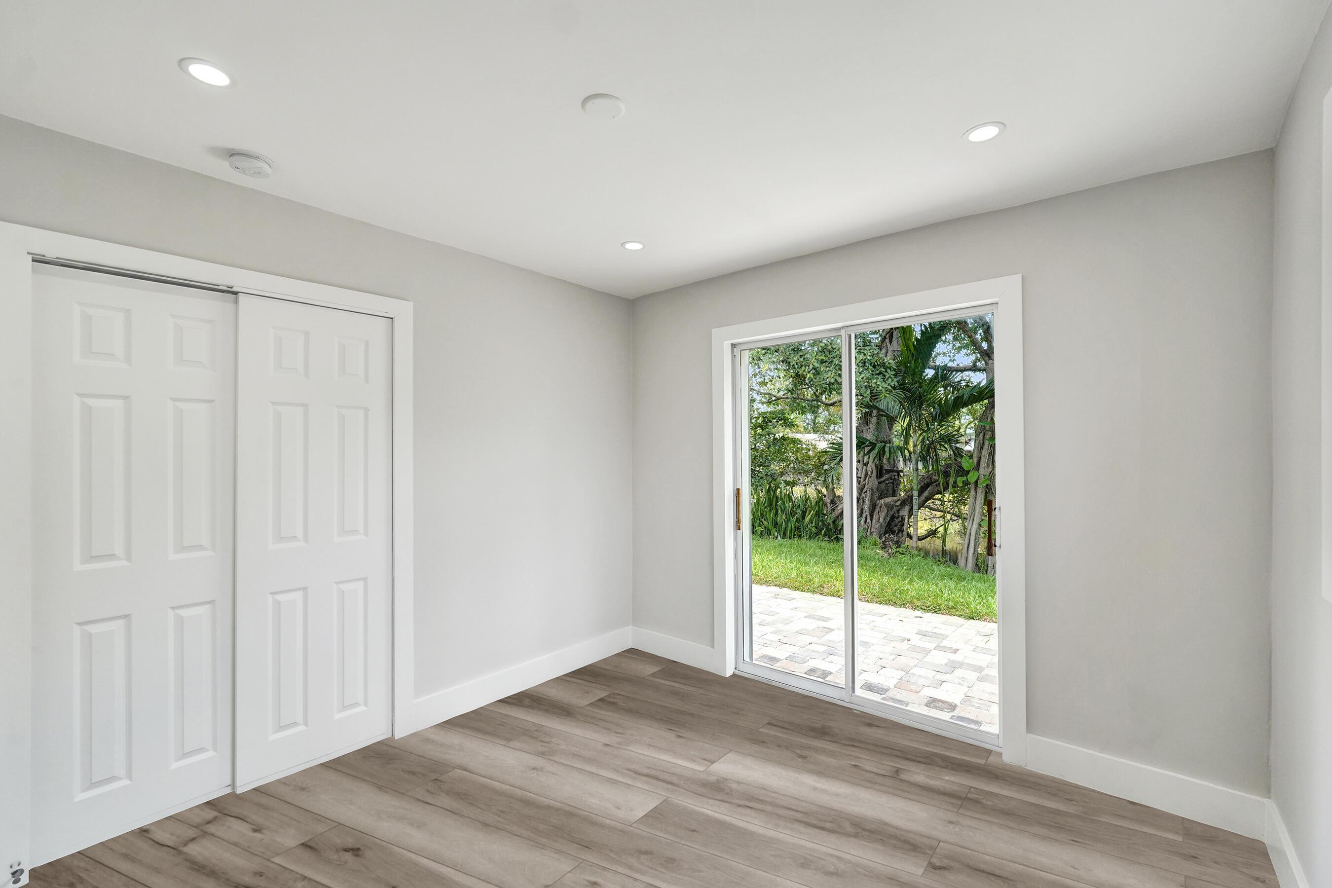 PLAYLAND VILLAGE SEC 3 - Residential Lease