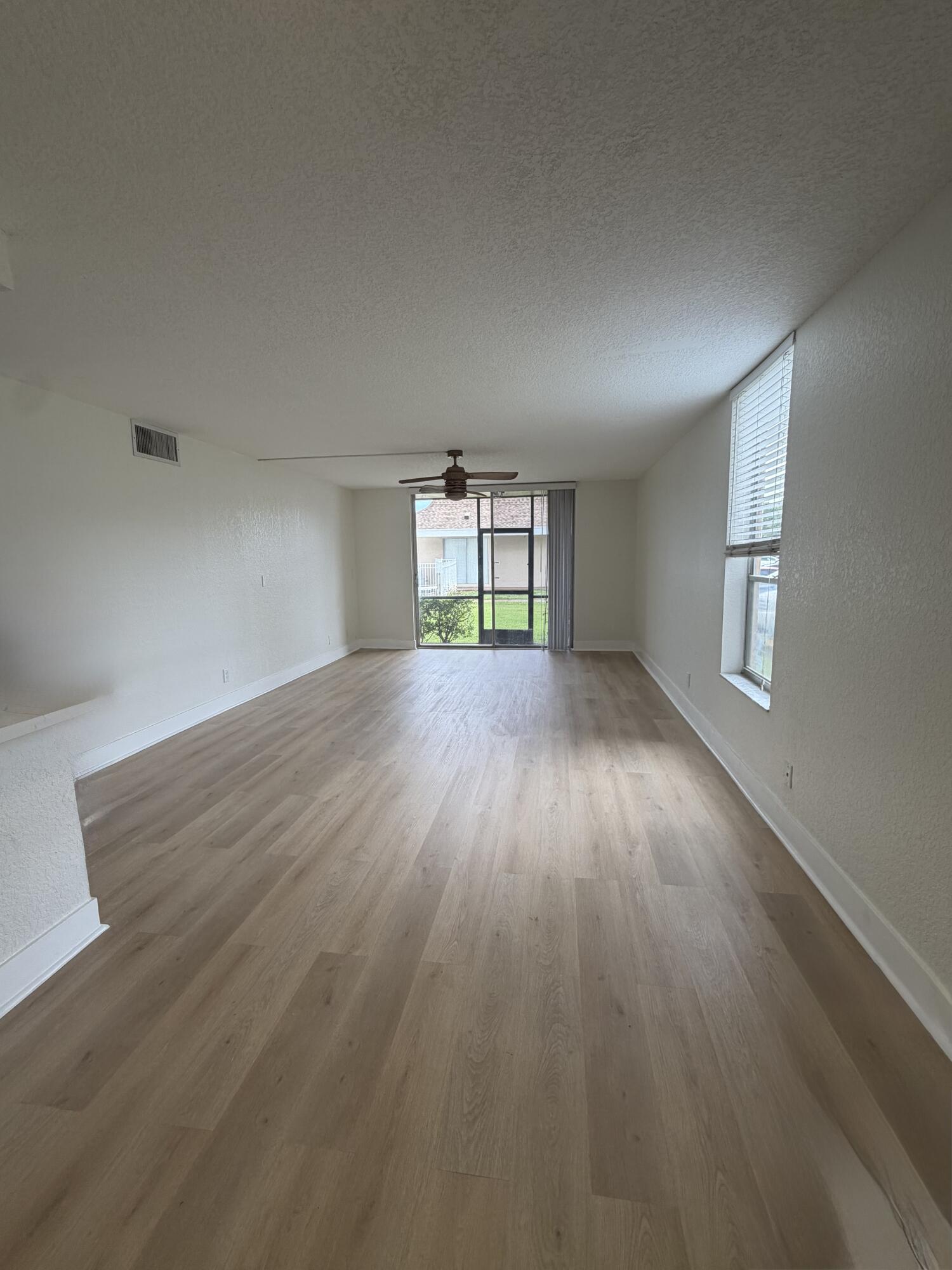 COUNTRY PINES CONDO - Residential