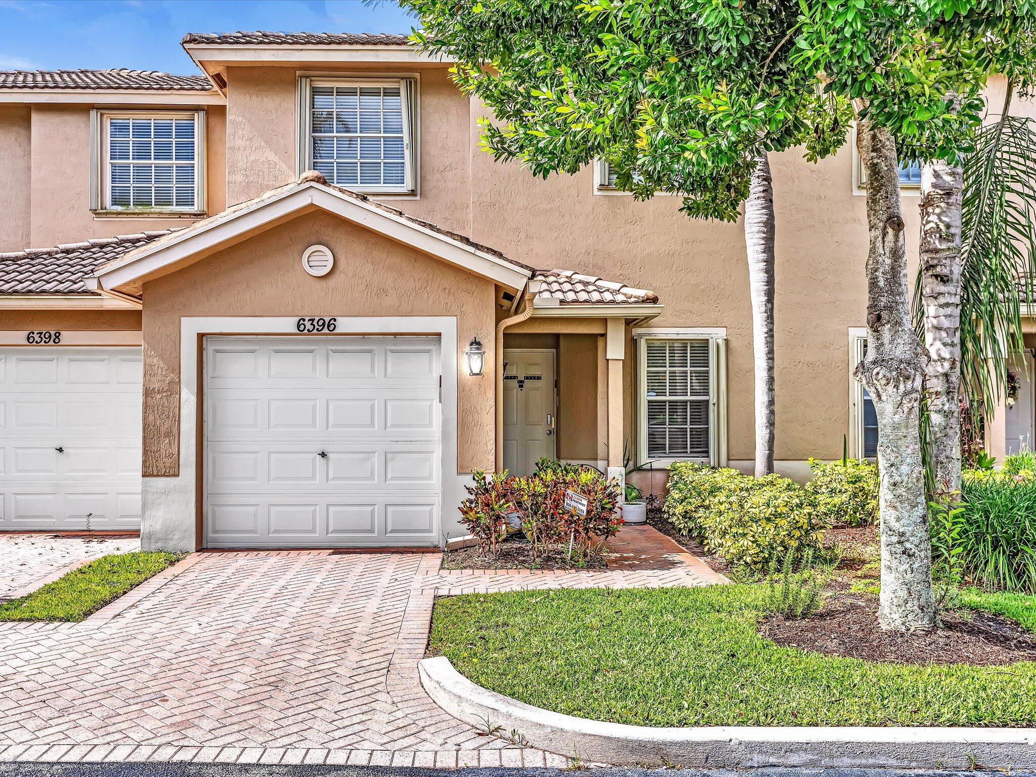 BOYNTON OASIS CONDO - Residential Lease