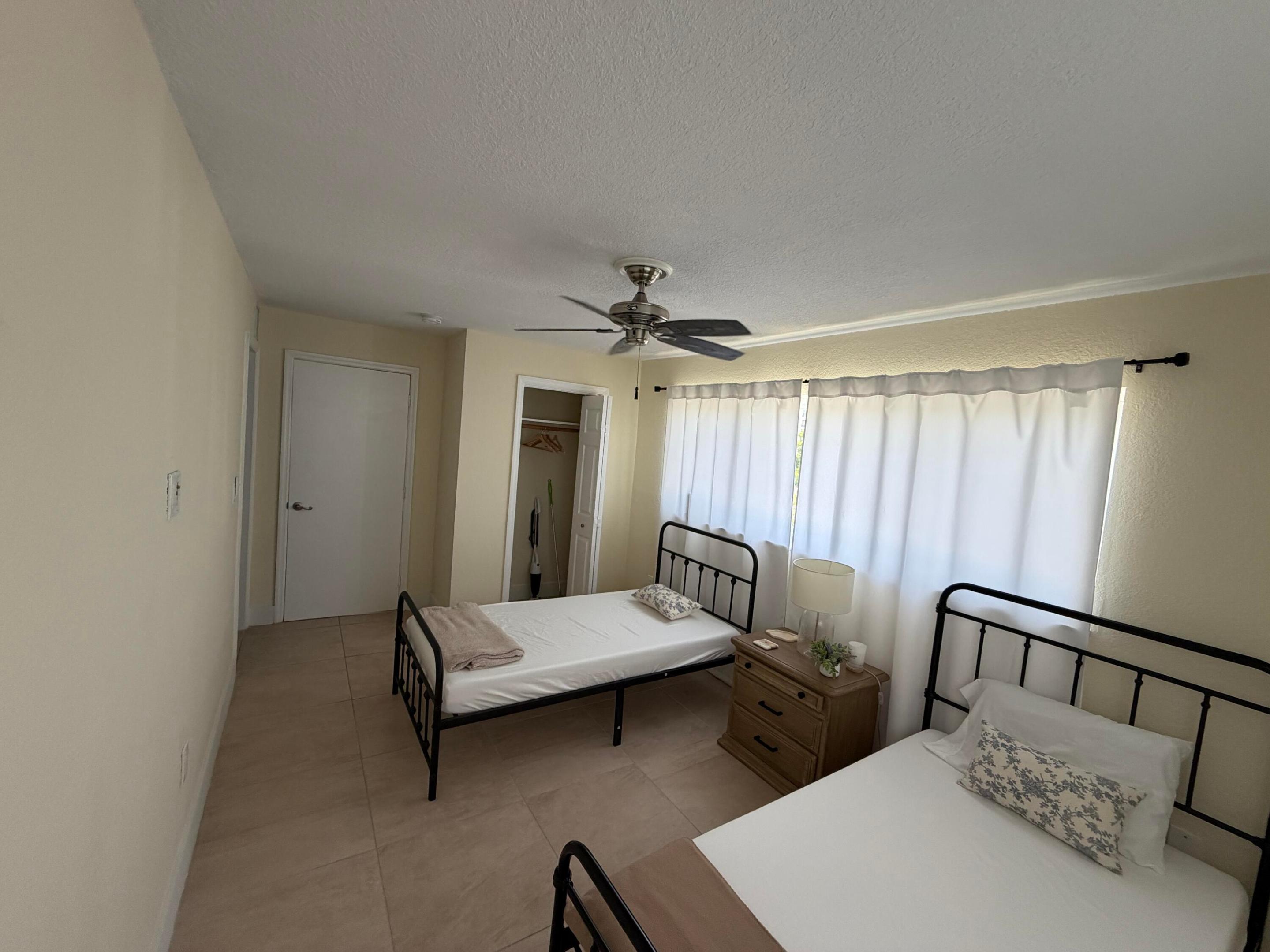 CHATILLON HALL CONDOMINIUM - Residential Lease